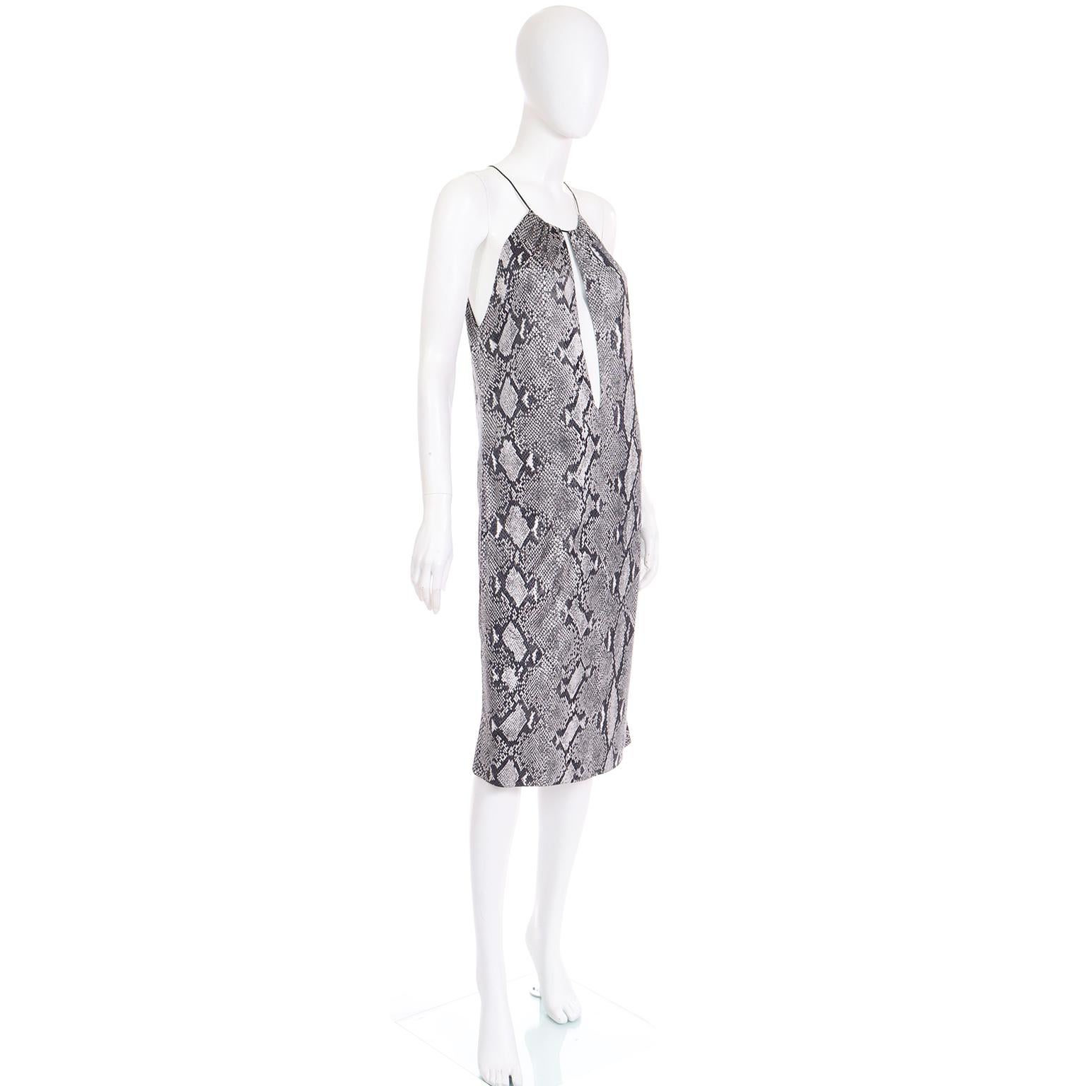 Tom Ford For Gucci S/S 2000 Runway Python Print Rayon Dress w Plunging V In Excellent Condition For Sale In Portland, OR