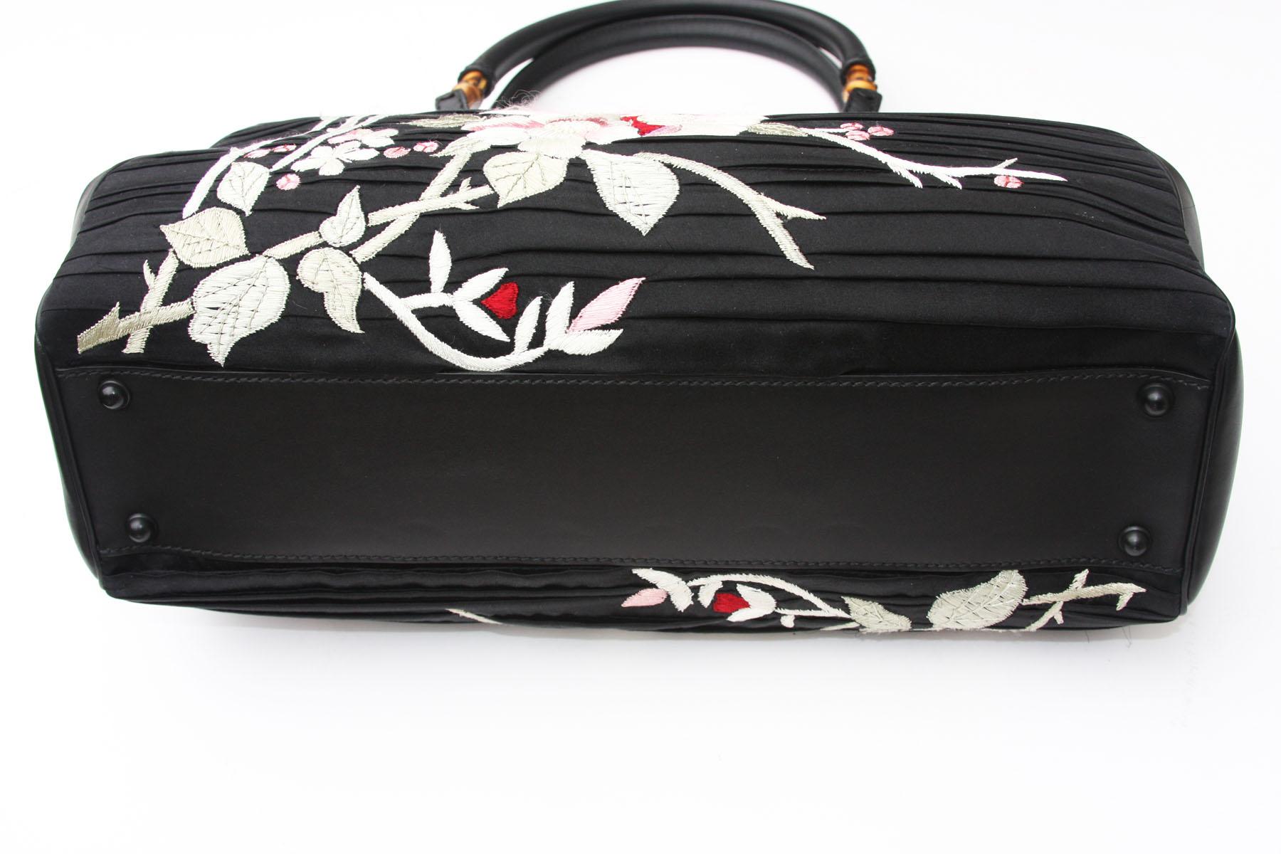 Tom Ford For Gucci S/S 2003 Collection Black Silk Frame Japanese Flowers Bag New In New Condition In Montgomery, TX