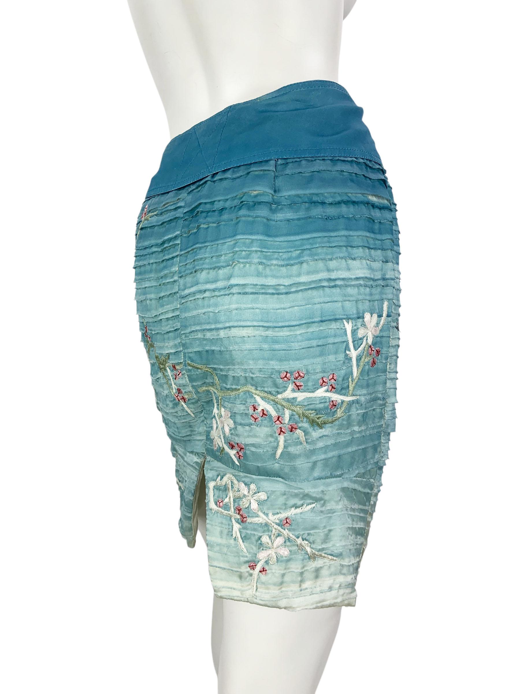 Women's Tom Ford for Gucci S/S 2003 Japanese Cherry Blossom Embroidered Mini Skirt M For Sale