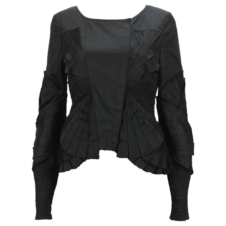 Tom Ford for Gucci S/S 2004 Black Fan Pleated Jacket It. 42 - US 6 at ...