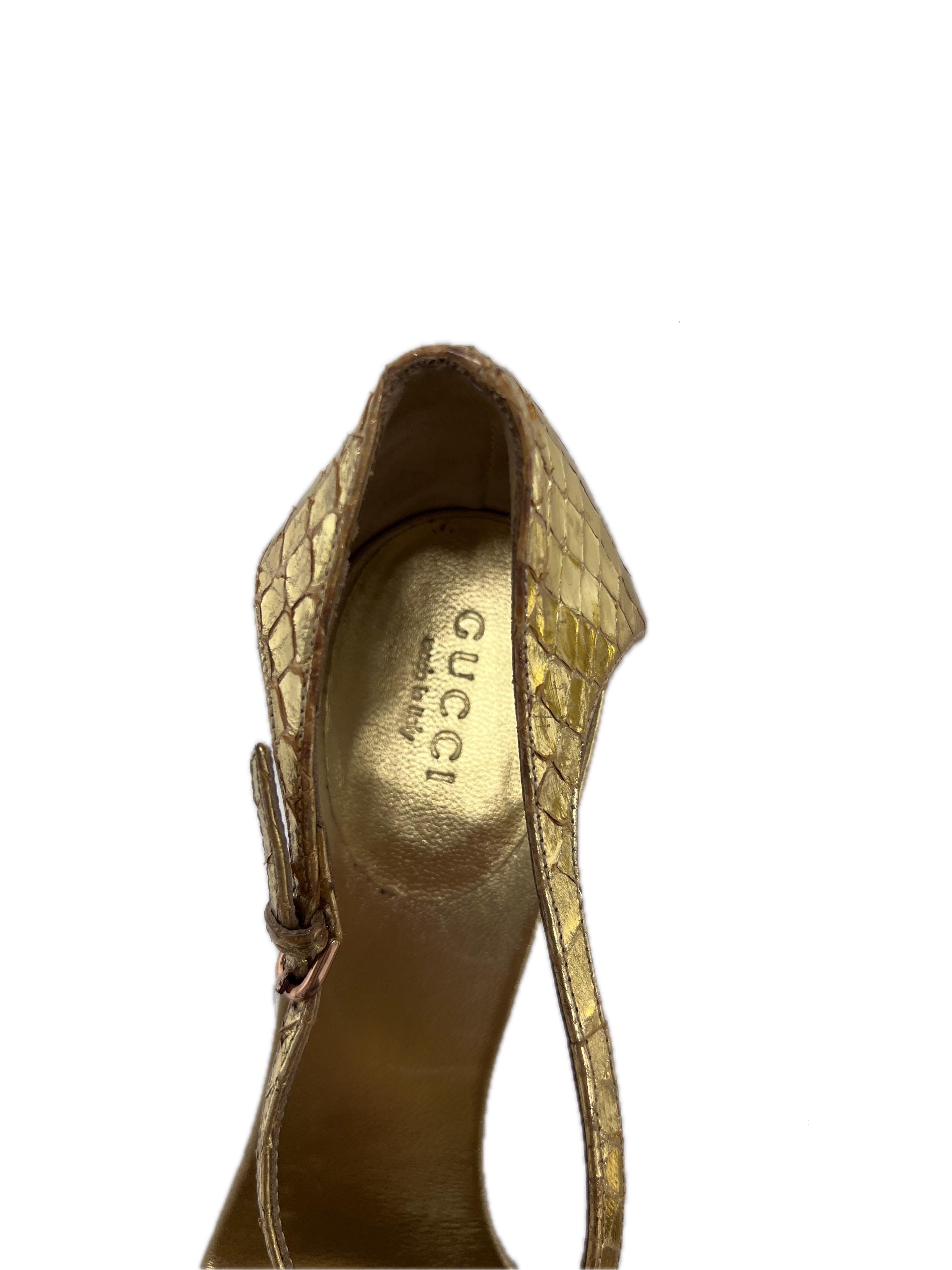 De las mujeres Tom Ford for Gucci S/S 2004 Tacón de bambú con joyas de serpiente dorada Talla 36.5 en venta
