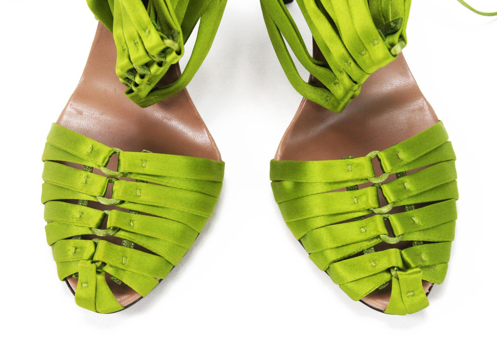 TOM FORD for GUCCI S/S 2004 Green Crocodile Satin Corset Shoes Sandals 9 - It.39 In Excellent Condition In Montgomery, TX