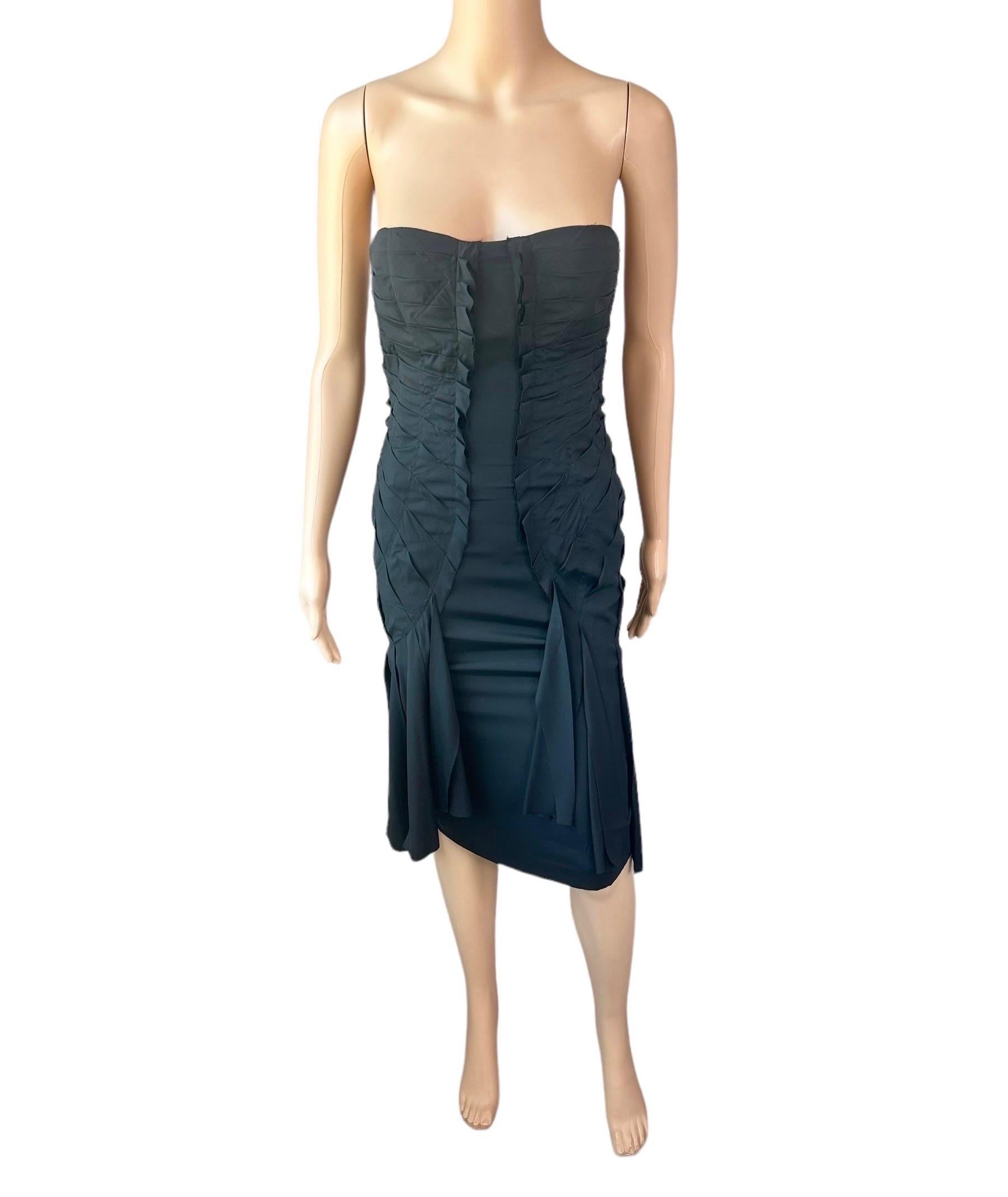 Tom Ford for Gucci S/S 2004 Runway Bustier Cutout Back Fringe Silk Black Dress For Sale 2