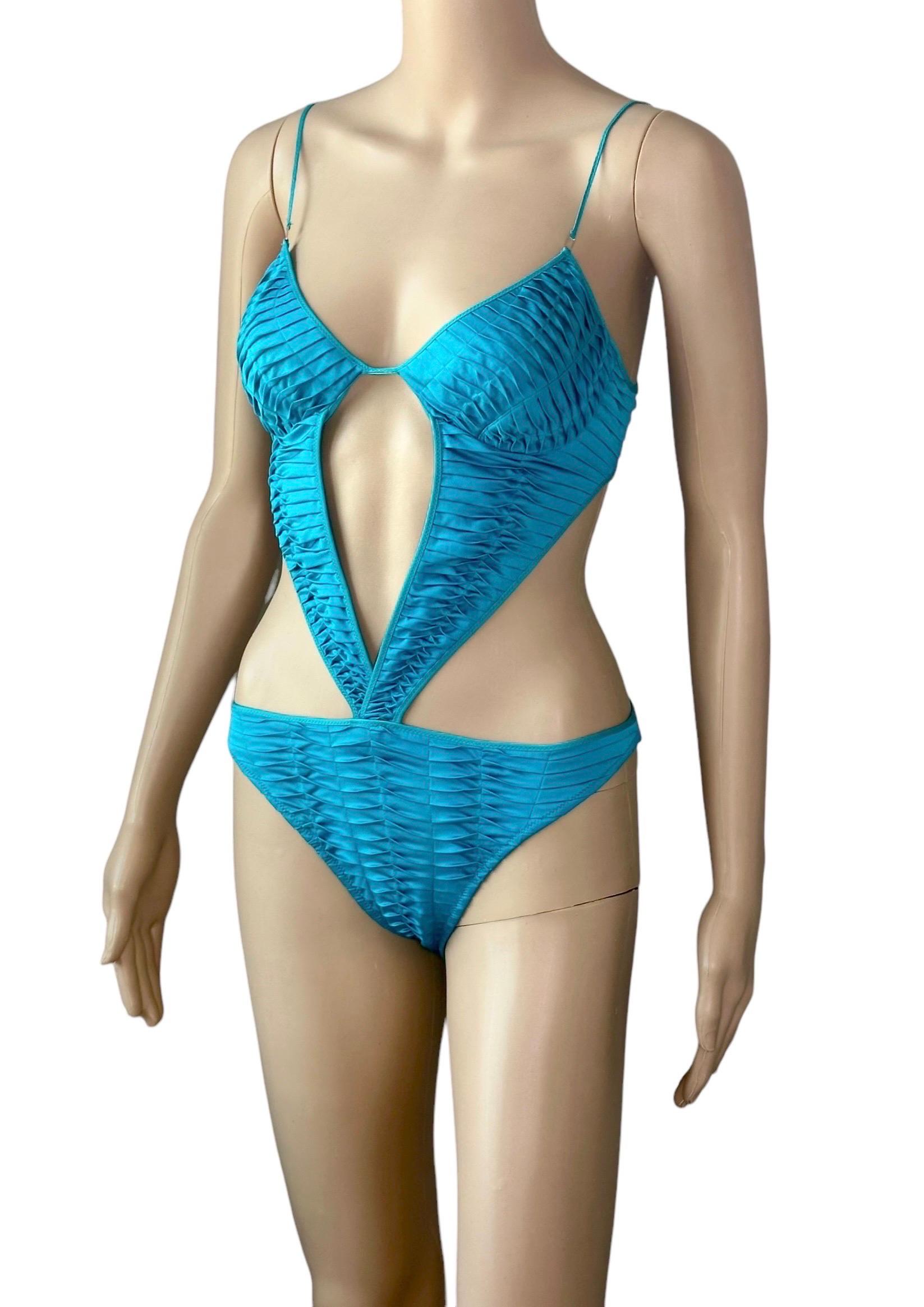 Tom Ford for Gucci S/S 2004 Runway Cutout One Piece Bodysuit Swimsuit Swimwear For Sale 3