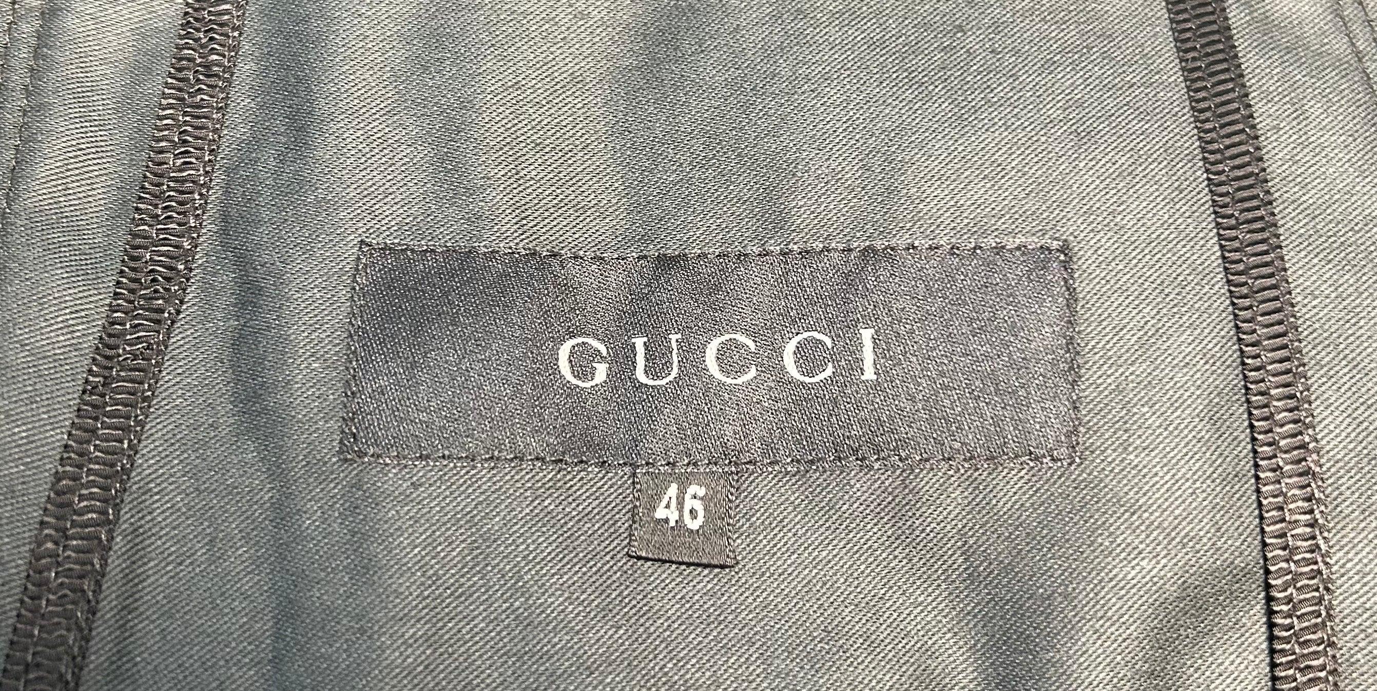 Tom Ford for Gucci S/S Schwarzer Satin-Blazer mit aufgesetzten Taschen, 2001 Damen im Angebot
