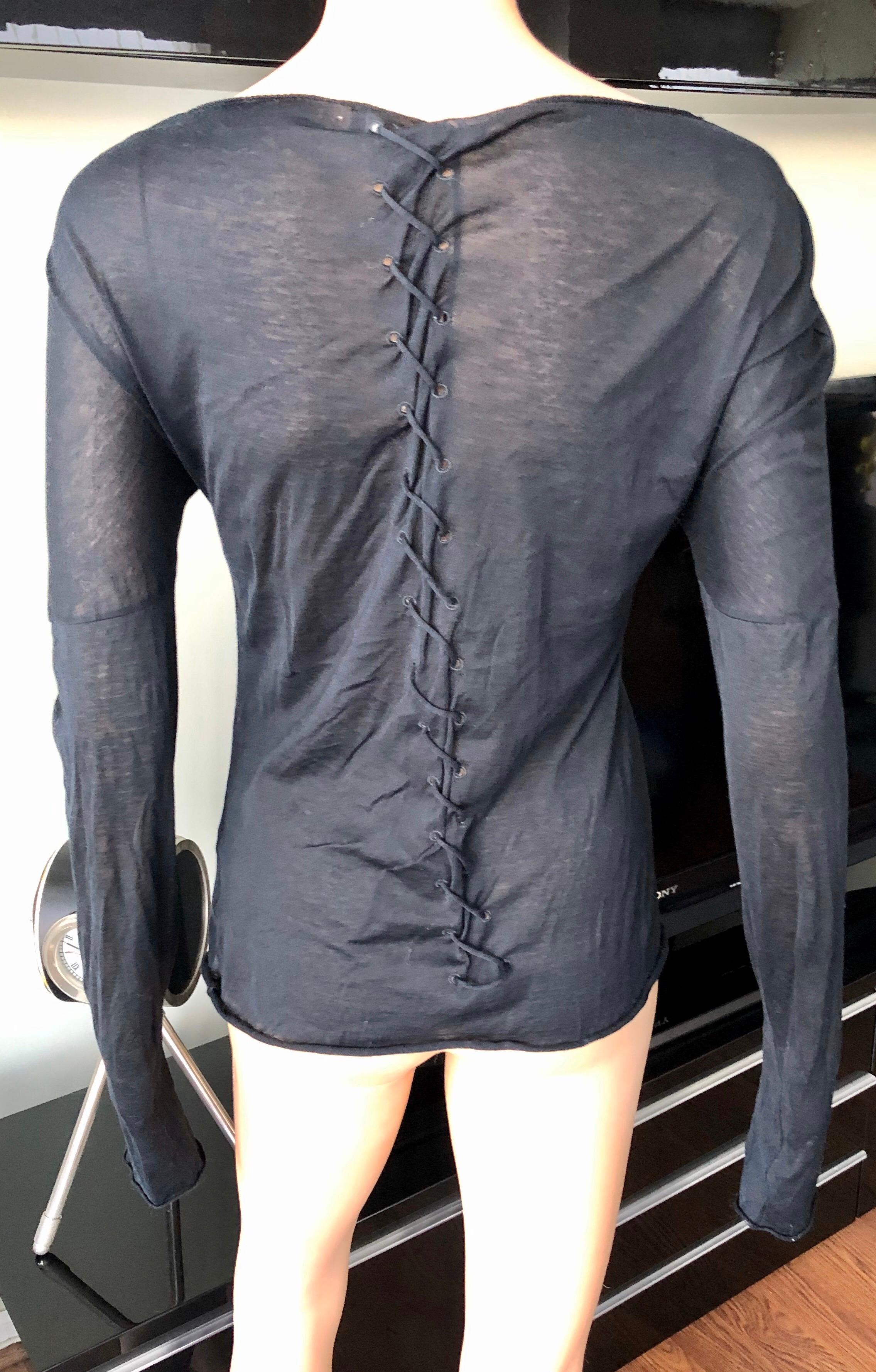 Tom Ford pour Gucci tricoté en maille semi-transparente à lacets  Pull-over noir Pour femmes en vente
