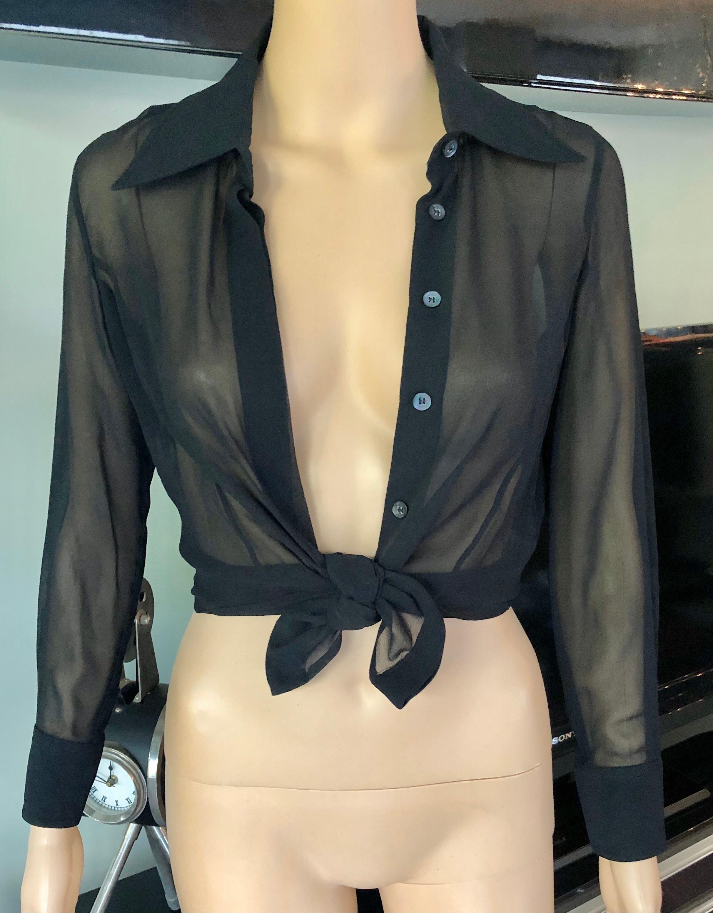 Tom Ford for Gucci Sheer Silk Long Sleeve Black Blouse Top IT 38

Gucci sheer silk long sleeve shirt top with pointed collar and button closures at front.
