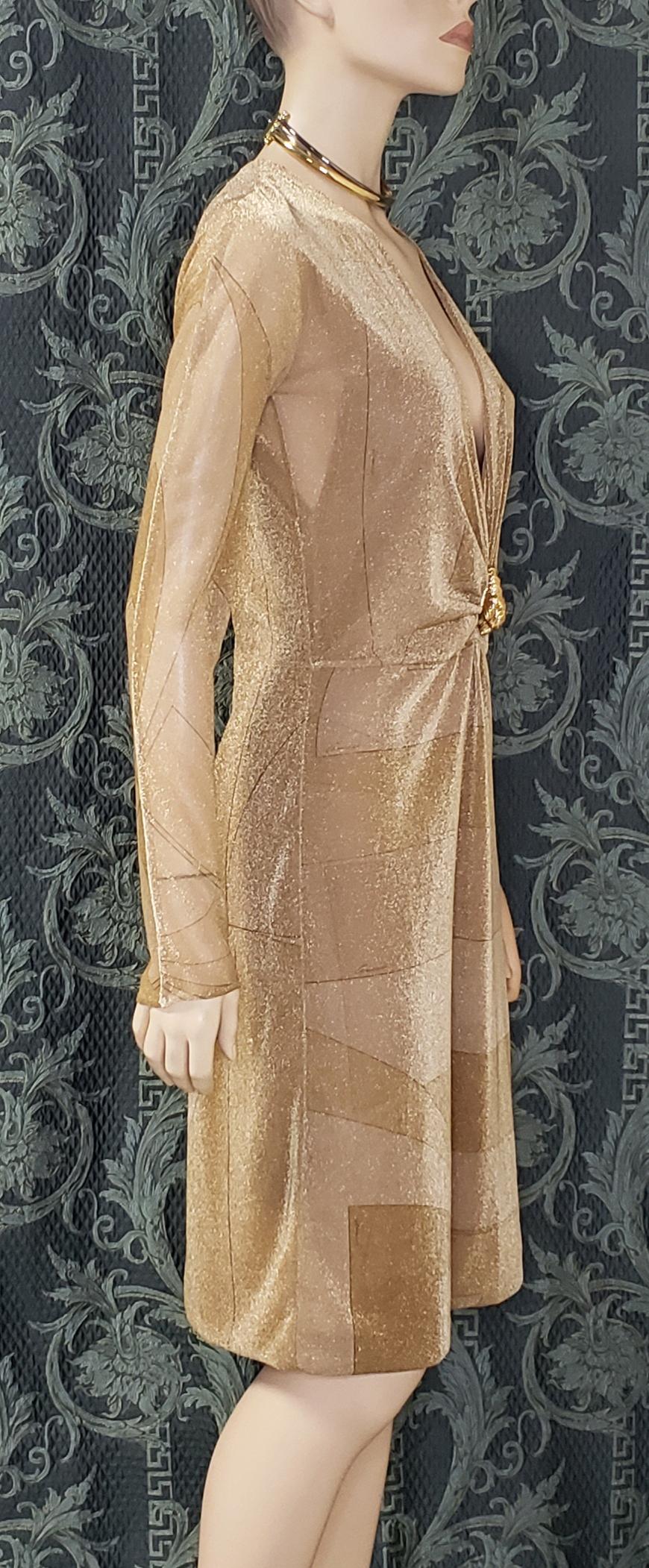 TOM FORD FOR GUCCI VINTAGE GOLD DRESS With LION BROOCH A / W 2000 40 - 4 In New Condition In Montgomery, TX