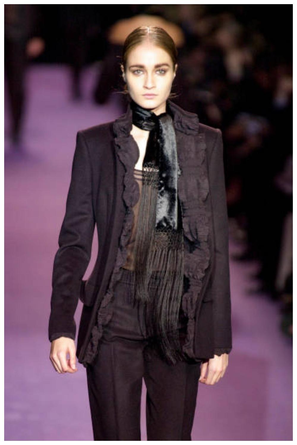 FW 2001 TOM FORD for YSL Runway wool Blazer with Ruffle Detailing (black) FR38 For Sale 6