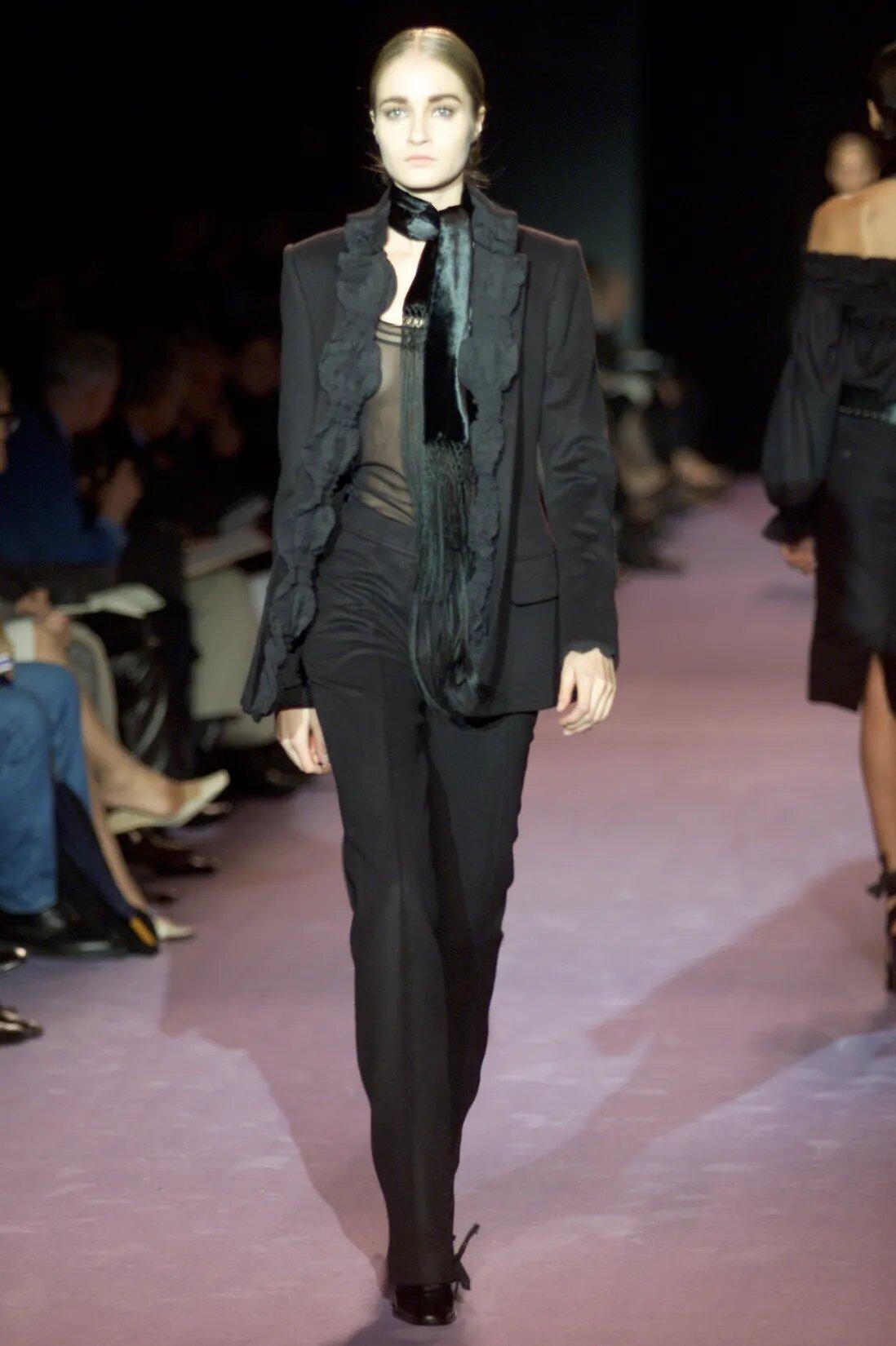 FW 2001 TOM FORD for YSL Runway wool Blazer with Ruffle Detailing (black) FR38 For Sale 7