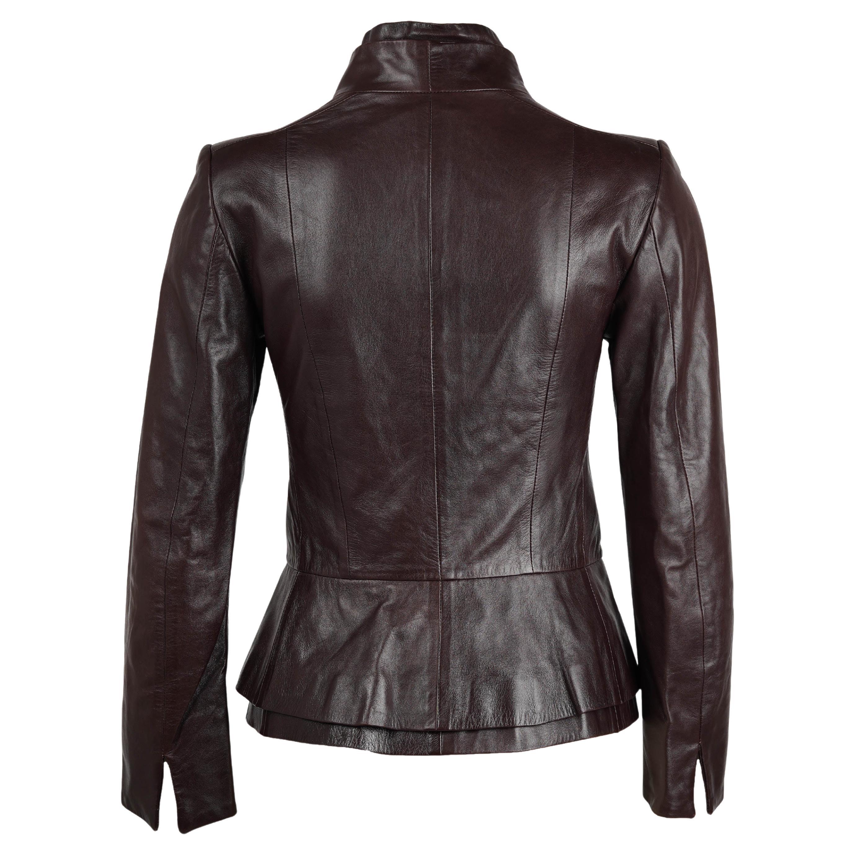 Tom Ford for Yves Saint Laurent 2004 Auberginefarbene Jacke mit Schößchen aus Leder, IT 40 Damen im Angebot