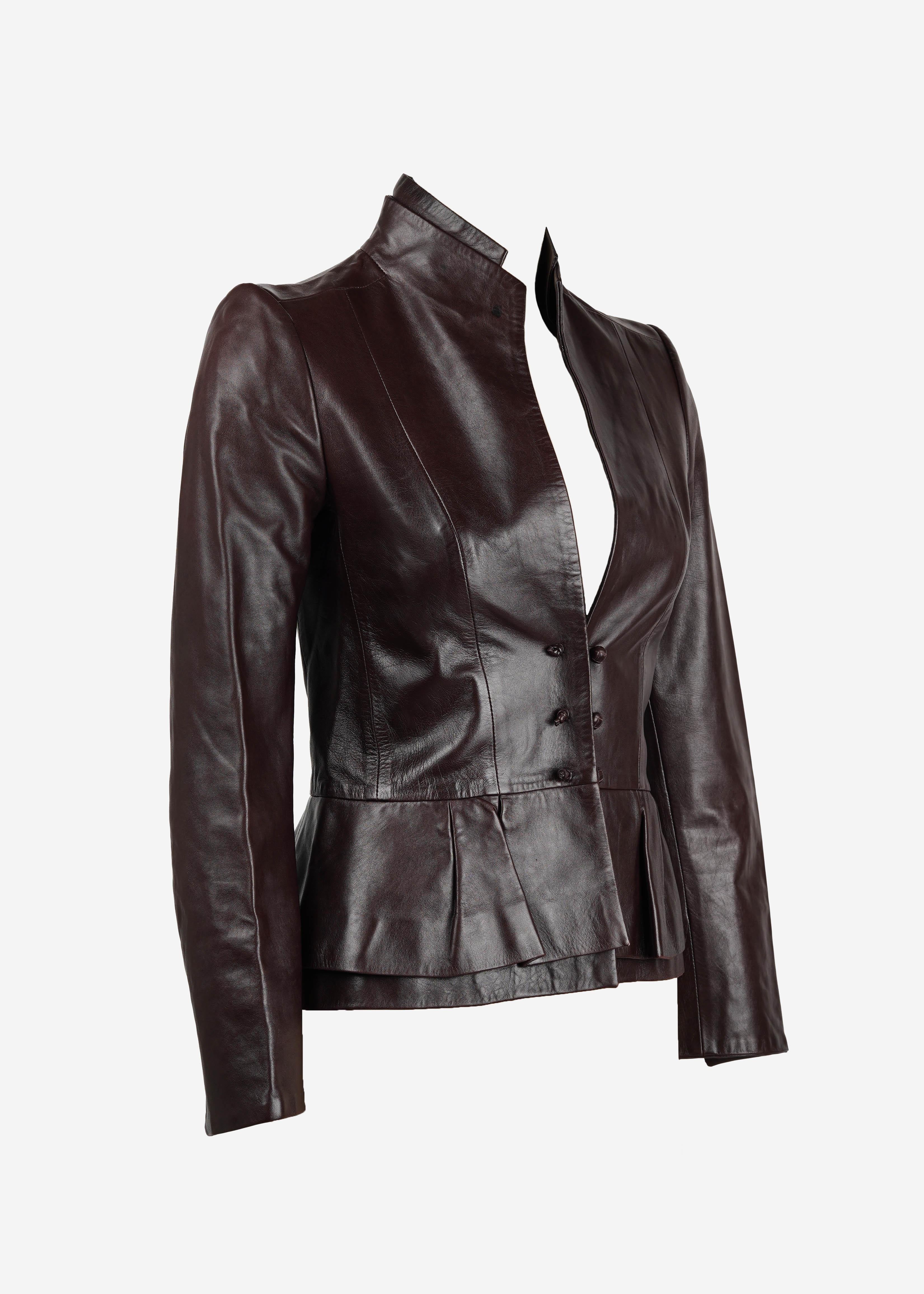 Tom Ford for Yves Saint Laurent 2004 Auberginefarbene Jacke mit Schößchen aus Leder, IT 40 im Angebot 2