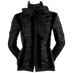 Tom Ford pour Yves Saint Laurent - Veste noire avec nœud papillon au niveau du cou, 2002