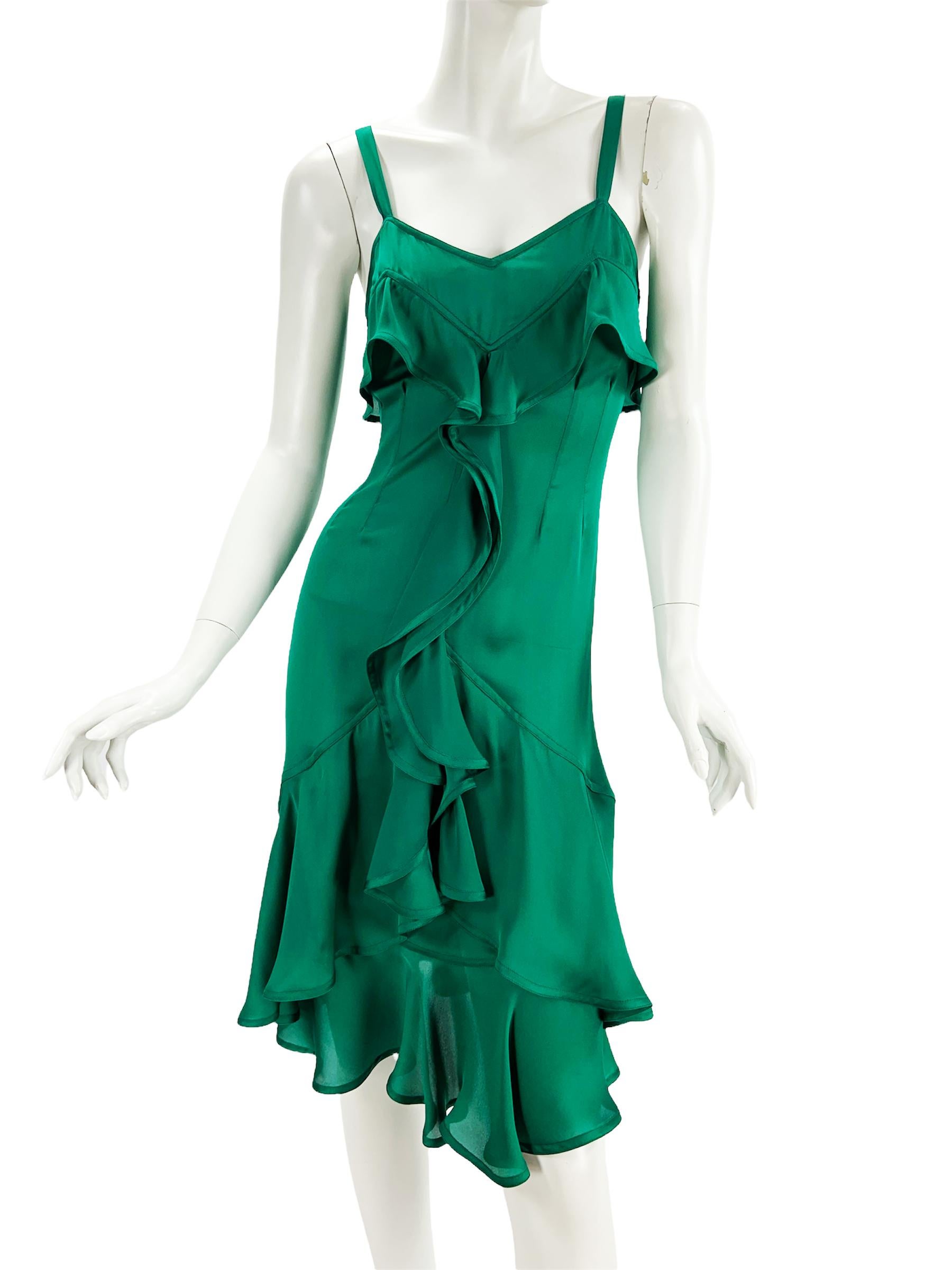 Campaña Tom Ford for Yves Saint Laurent FW 2003 Vestido de volantes de seda verde  Fr 36 Verde en venta