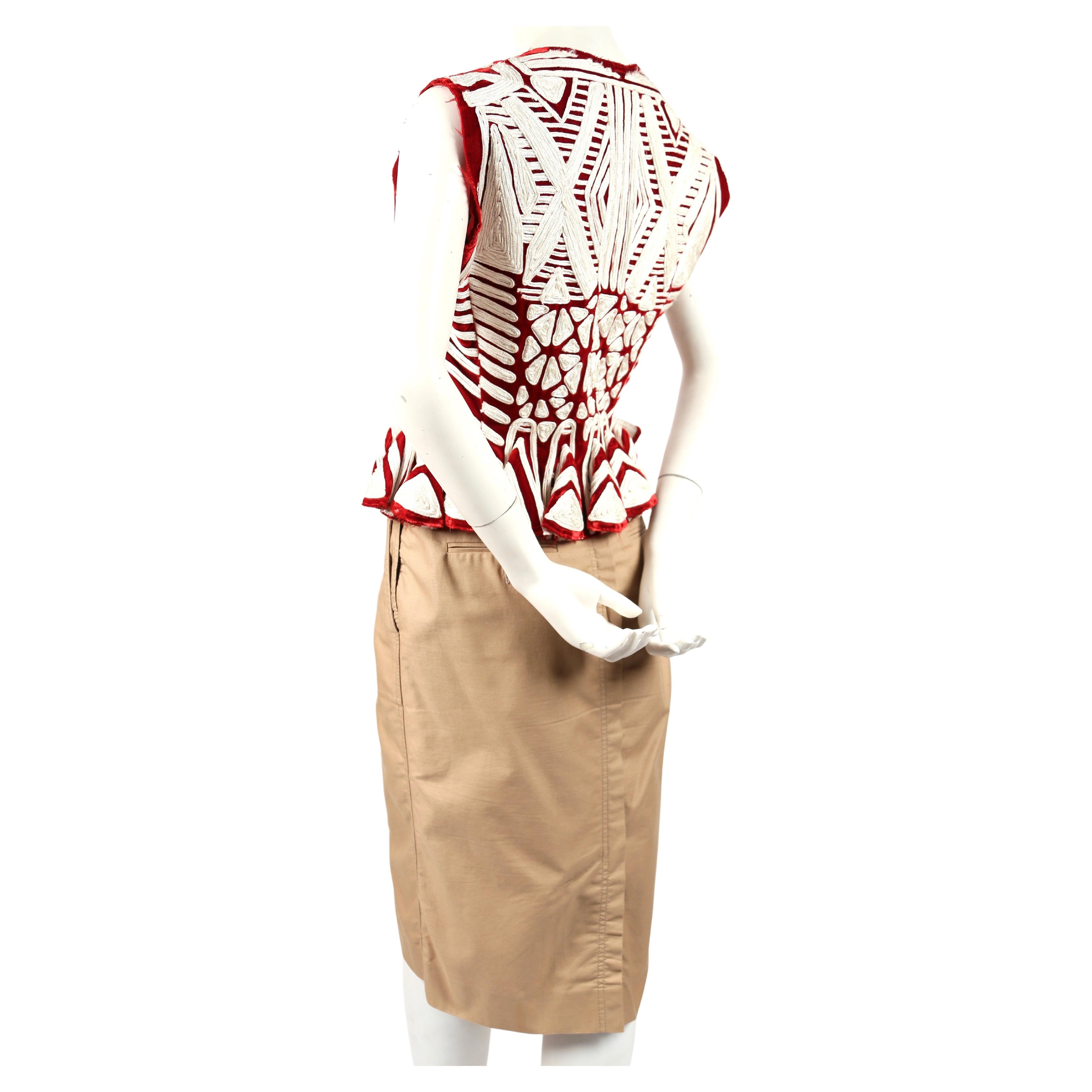 TOM FORD For YVES SAINT LAURENT claret embroidered runway jacket and skirt, 2002 In Excellent Condition In San Fransisco, CA