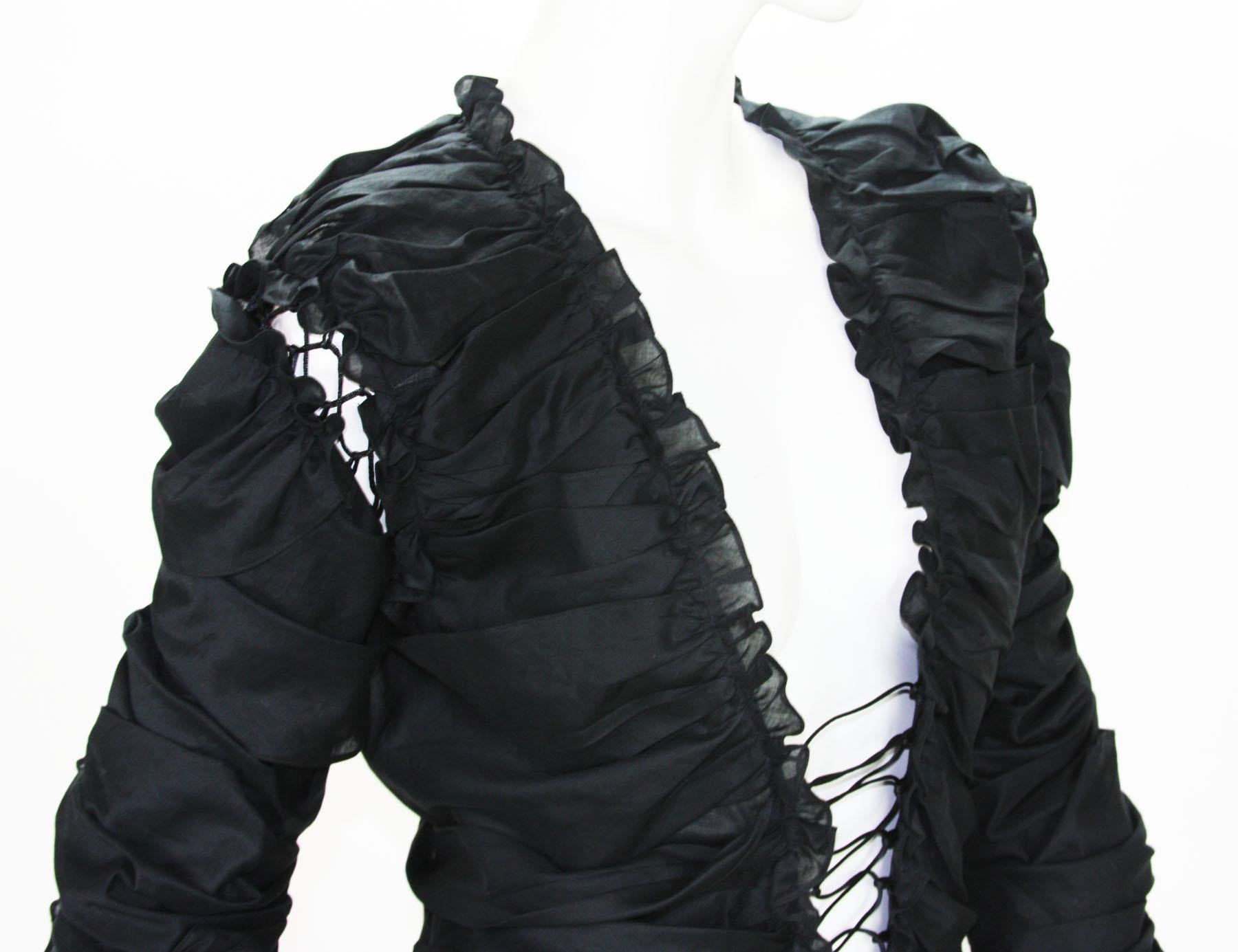 Tom Ford pour Yves Saint Laurent - Haut à lacets noir, taille M, automne-hiver 2001 en vente 3