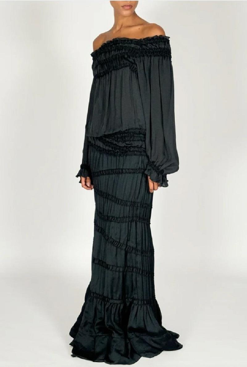 Tom Ford pour Yves Saint Laurent, tailleur jupe longue en soie noire, défilé A/H 2001 en vente 7
