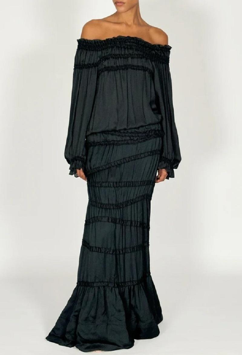 Tom Ford pour Yves Saint Laurent, tailleur jupe longue en soie noire, défilé A/H 2001 en vente 9
