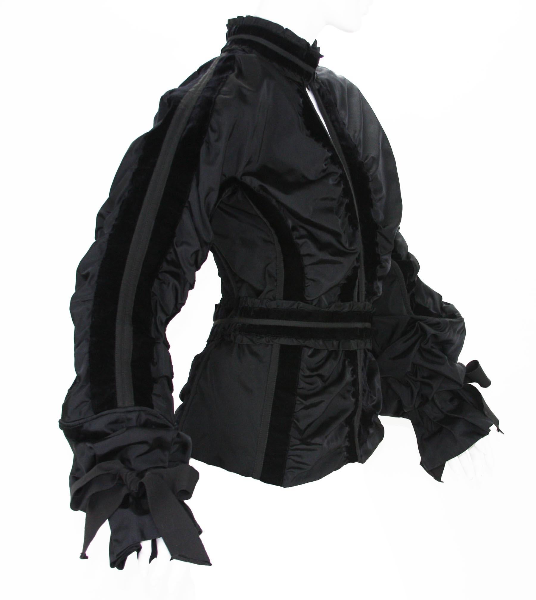Tom Ford pour Yves Saint Laurent - Veste noire en velours et taffetas, taille 6, automne-hiver 2002 Pour femmes en vente