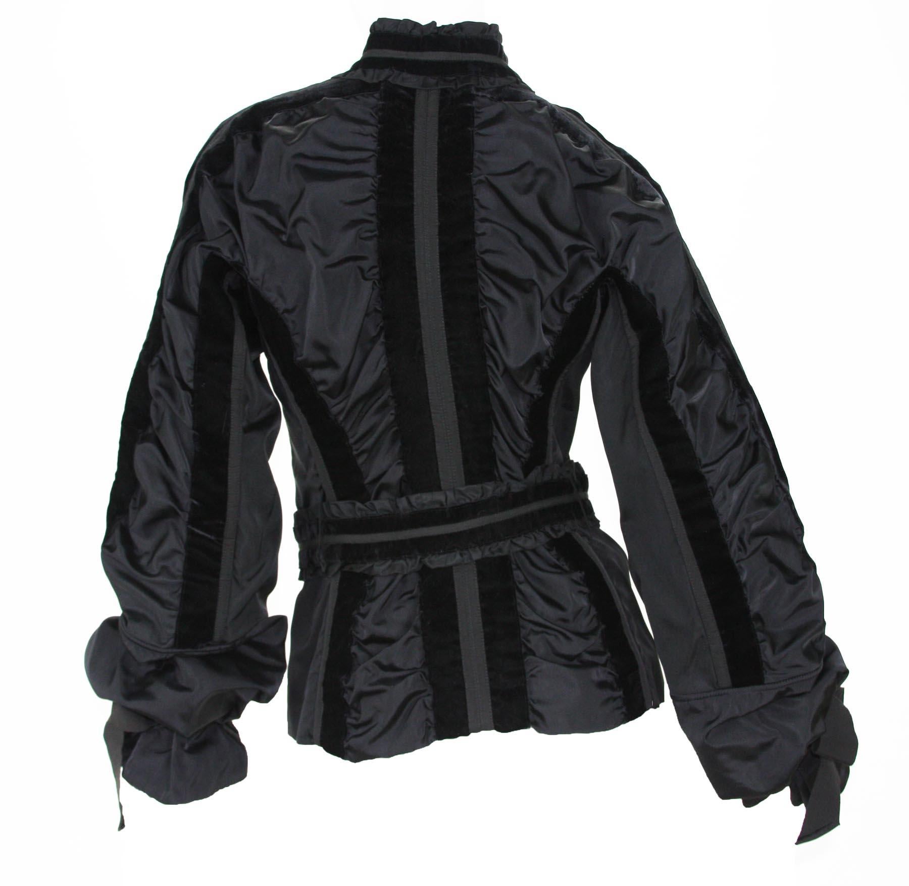 Tom Ford pour Yves Saint Laurent - Veste noire en velours et taffetas, taille 6, automne-hiver 2002 en vente 1