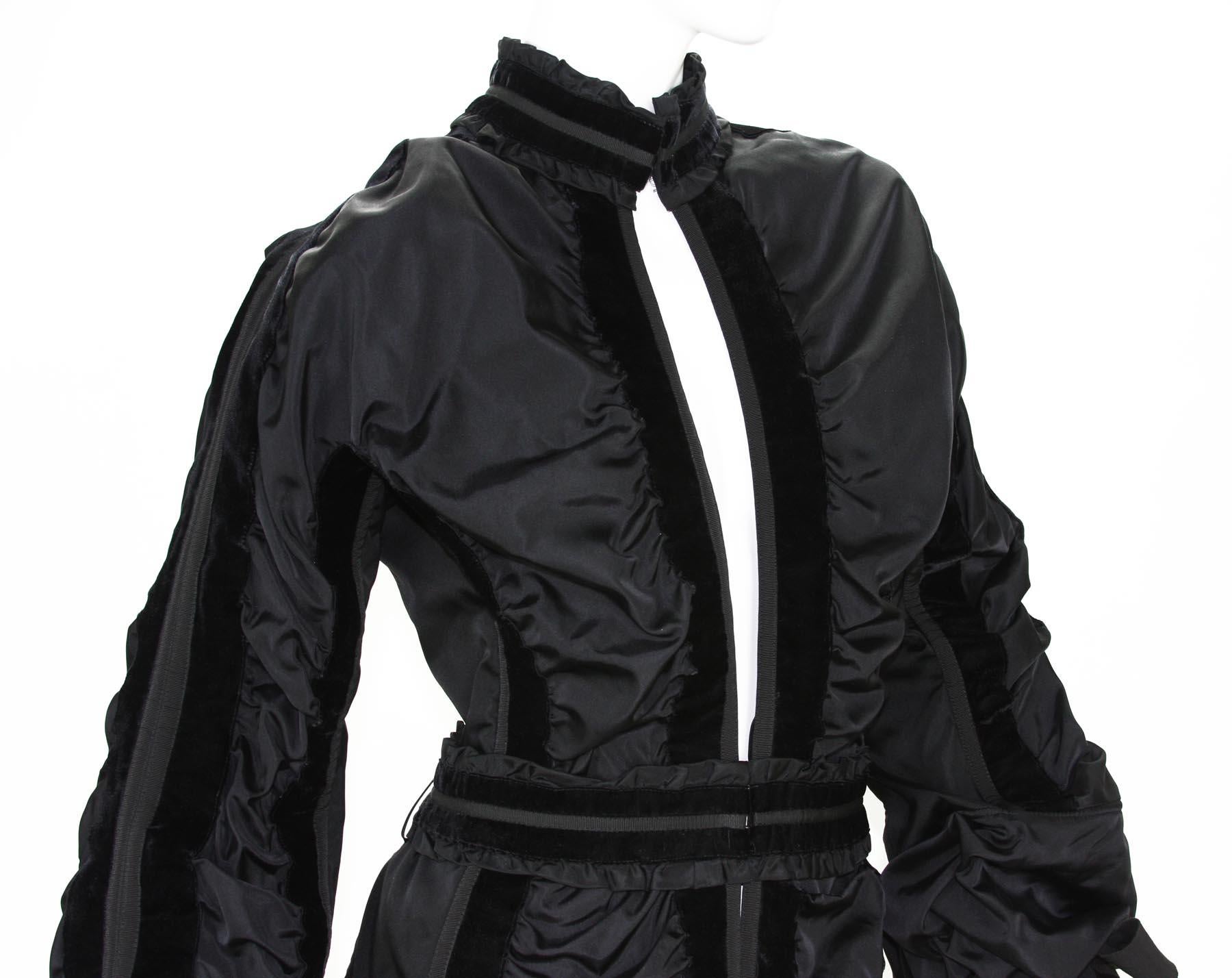 Tom Ford pour Yves Saint Laurent - Veste noire en velours et taffetas, taille 6, automne-hiver 2002 en vente 4