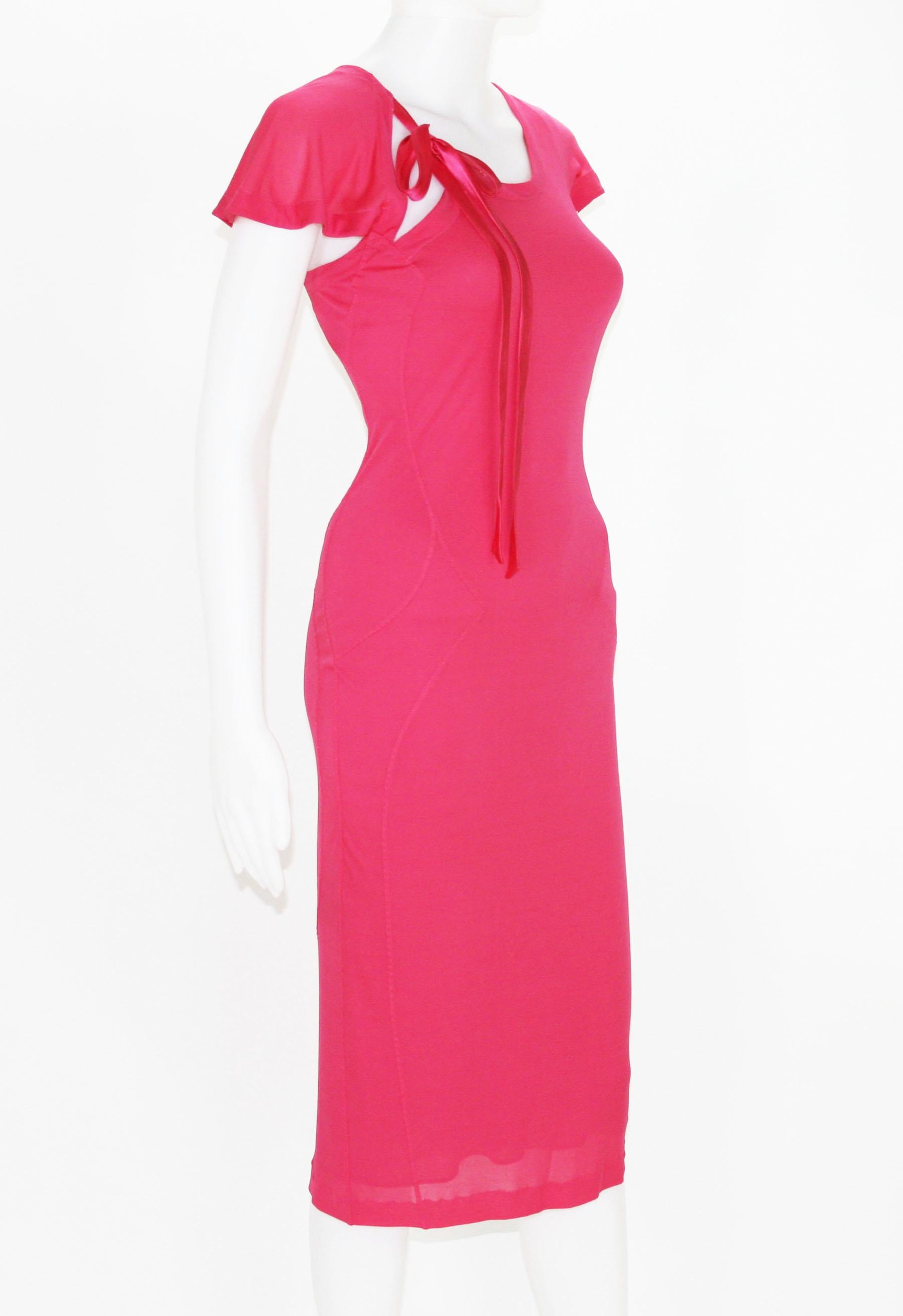 Tom Ford for Yves Saint Laurent Rive Gauche Jersey Dress
F/W 2004 Collection
Designer size - S
Pink color with shade of coral under the sun, Stretch jersey, Bow Accent at Neckline, Fully lined, Slip on style.
Measurements: length - 44 inches, bust -