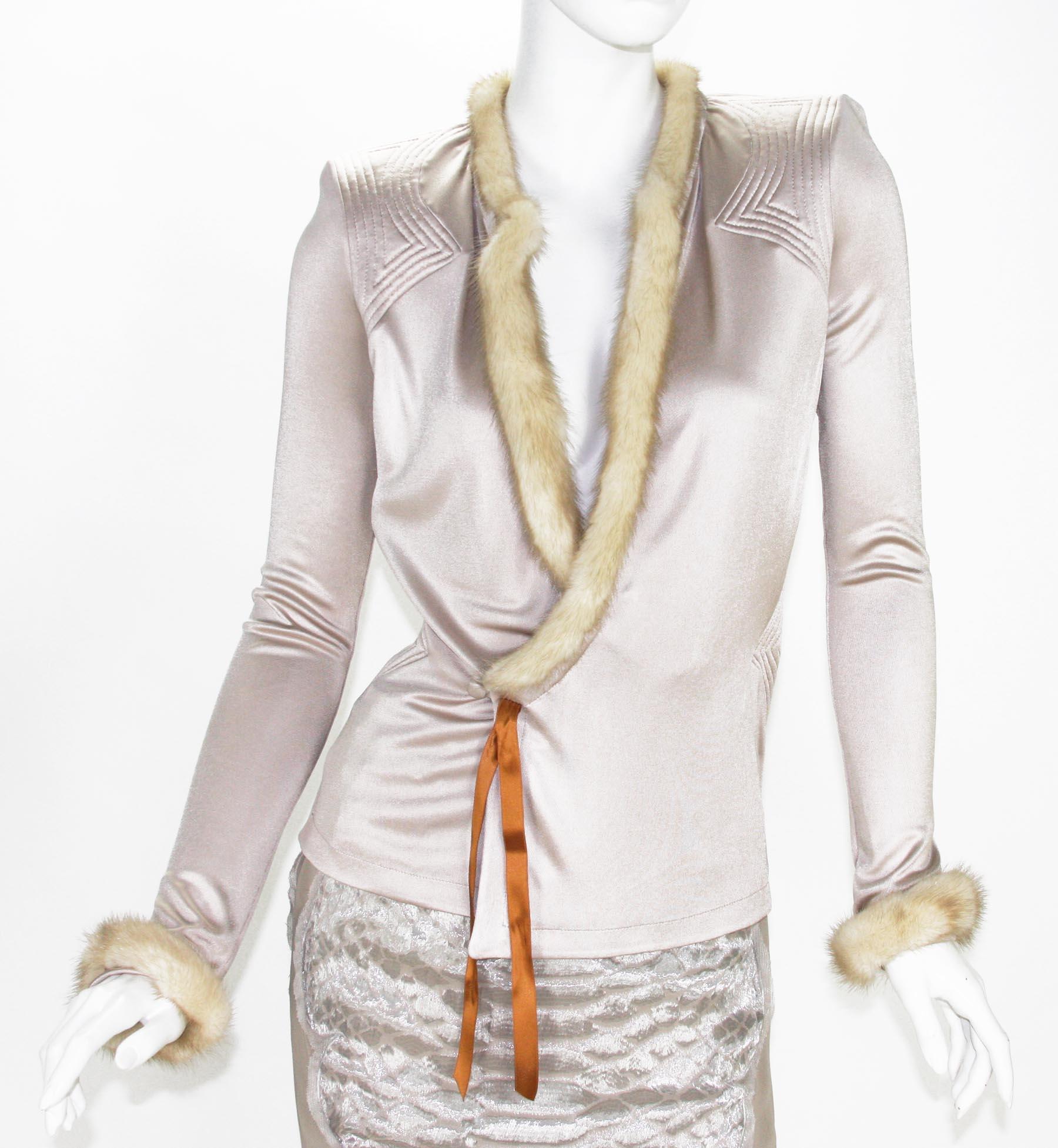 Tom Ford pour Yves Saint Laurent, tailleur jupe en vison, collection A/H 2004, taille 38/6 en vente 6