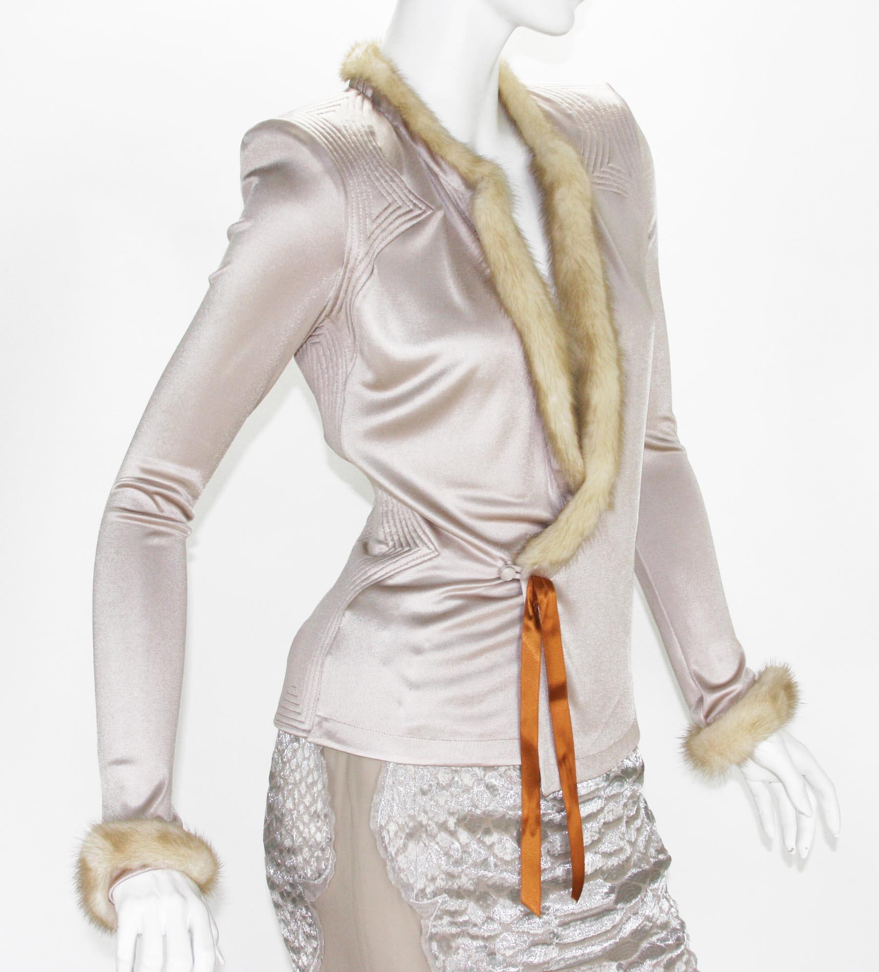 Tom Ford pour Yves Saint Laurent, tailleur jupe en vison, collection A/H 2004, taille 38/6 en vente 8