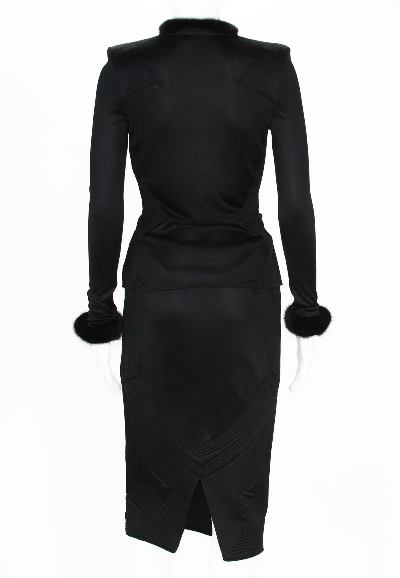 Tom Ford pour Yves Saint Laurent, tailleur jupe en jersey avec vison, taille S, automne-hiver 2004 en vente 1