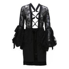 Tom Ford für Yves Saint Laurent Herbst 2002 Spitzenbluse + Rock