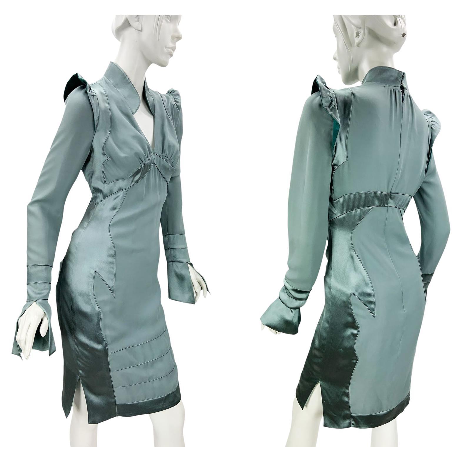 Tom Ford for Yves Saint Laurent FW 2004 AD Campaign Gray Pagoda Dress Fr 38 US 6