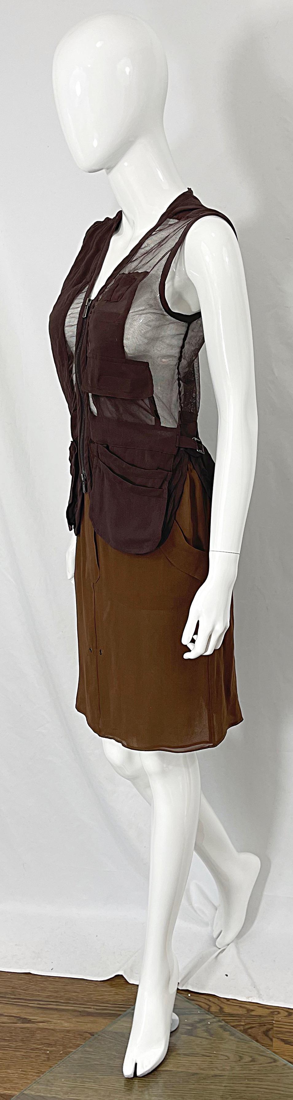 Tom Ford for Yves Saint Laurent Runway Spring Summer 2002 Size 40 / 8 Brown Set For Sale 1