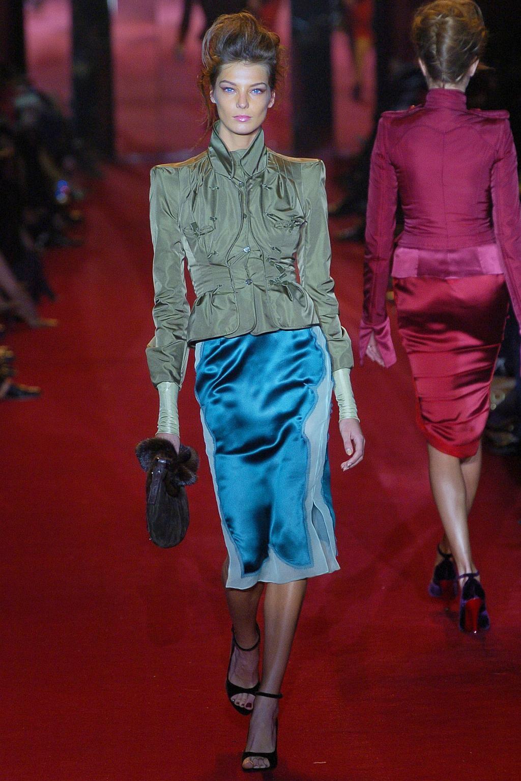 An exceptionally rare Tom Ford for Yves Saint Laurent Rive Gauche structured silk blazer from the Fall/Winter 2004 runway collection, one of the most iconic seasons of Ford’s tenure at YSL. This Shanghai-inspired collection is celebrated for its