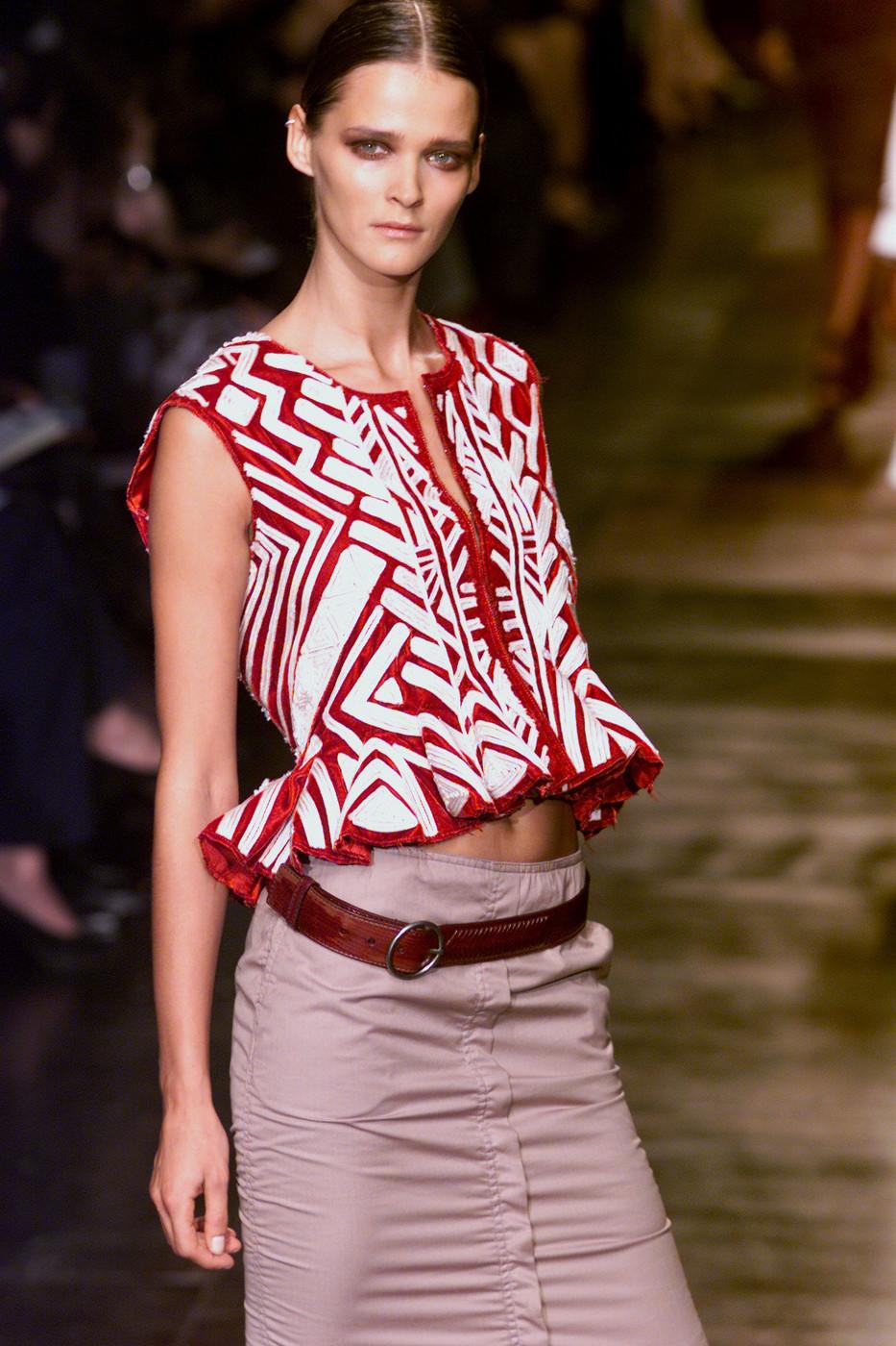 Tom Ford for Yves Saint Laurent S/S 2002 *Out of Africa* Rich Red Velvet Jacket In Excellent Condition In Montgomery, TX