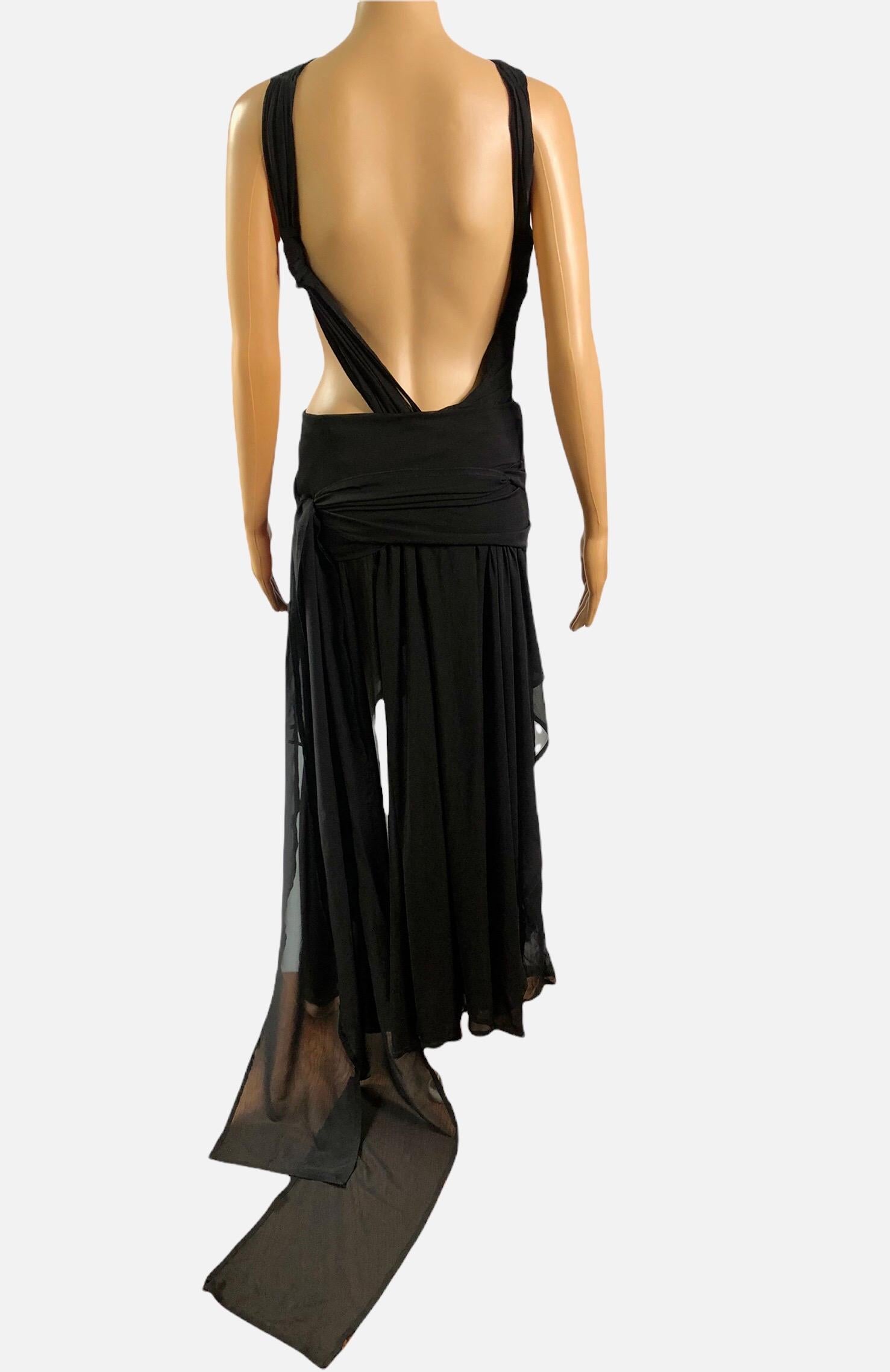 Noir Tom Ford pour Yves Saint Laurent - Robe noire à découpes transparentes, issue d'un défilé printemps-été 2002 en vente