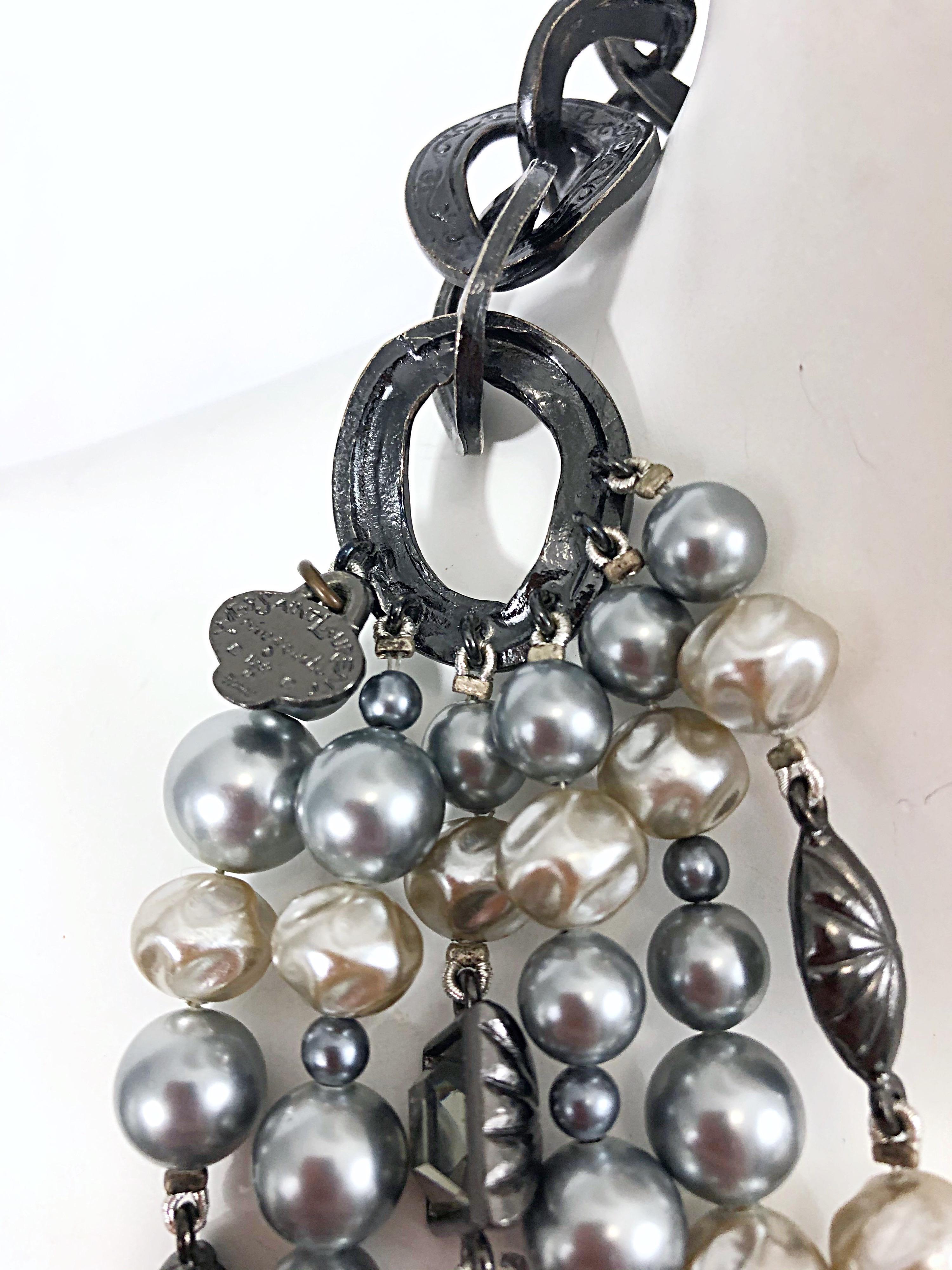 pearl necklace with rhinestones