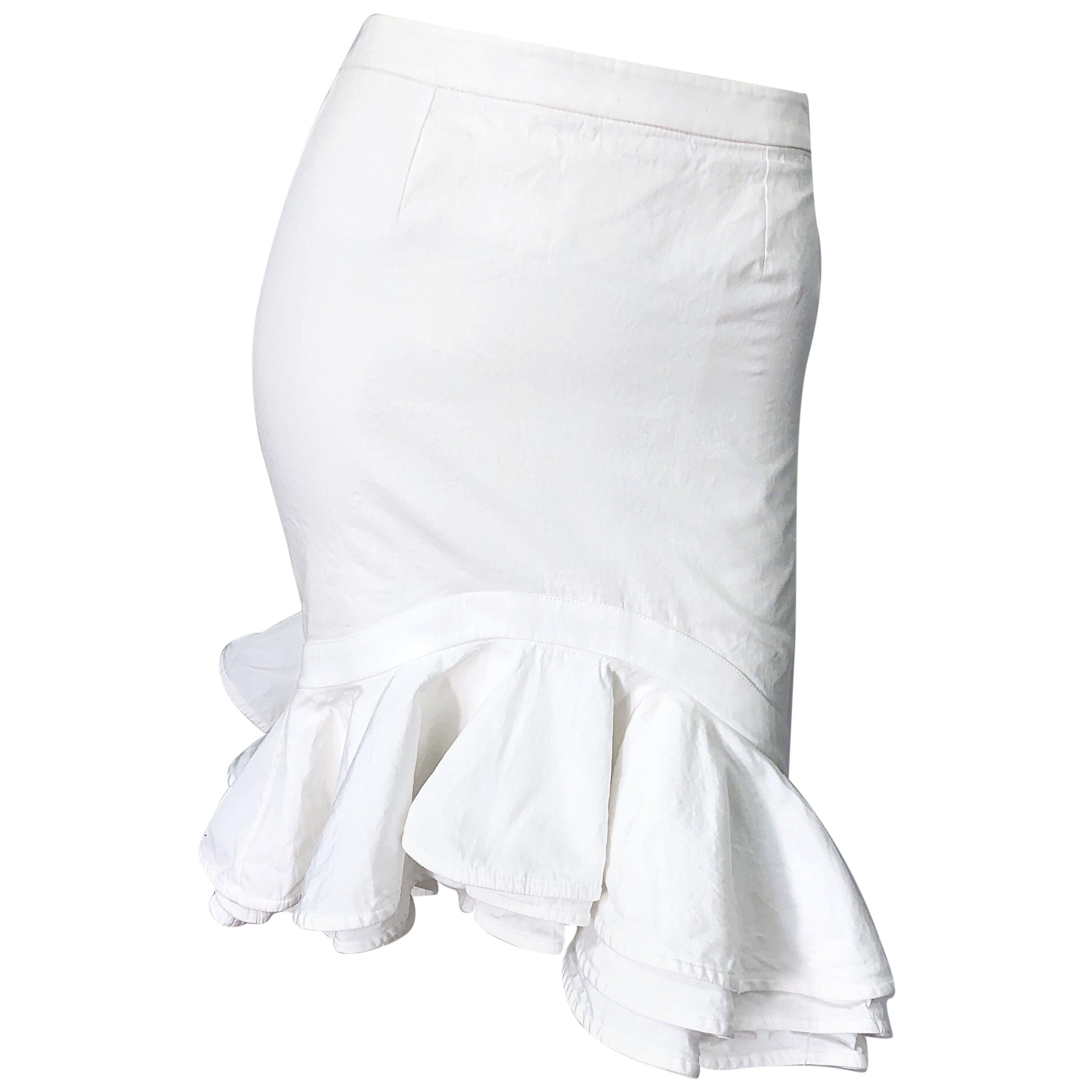 Rare early 2000s TOM FORD for YVES SAINT LAURENT Rive Gauche stark white cotton vintage flamenco style skirt ! Features an asymmetrical hem with multiple layers of ruffles. Hidden zipper up the back with hook-and-eye closure. The pictured 1990s
