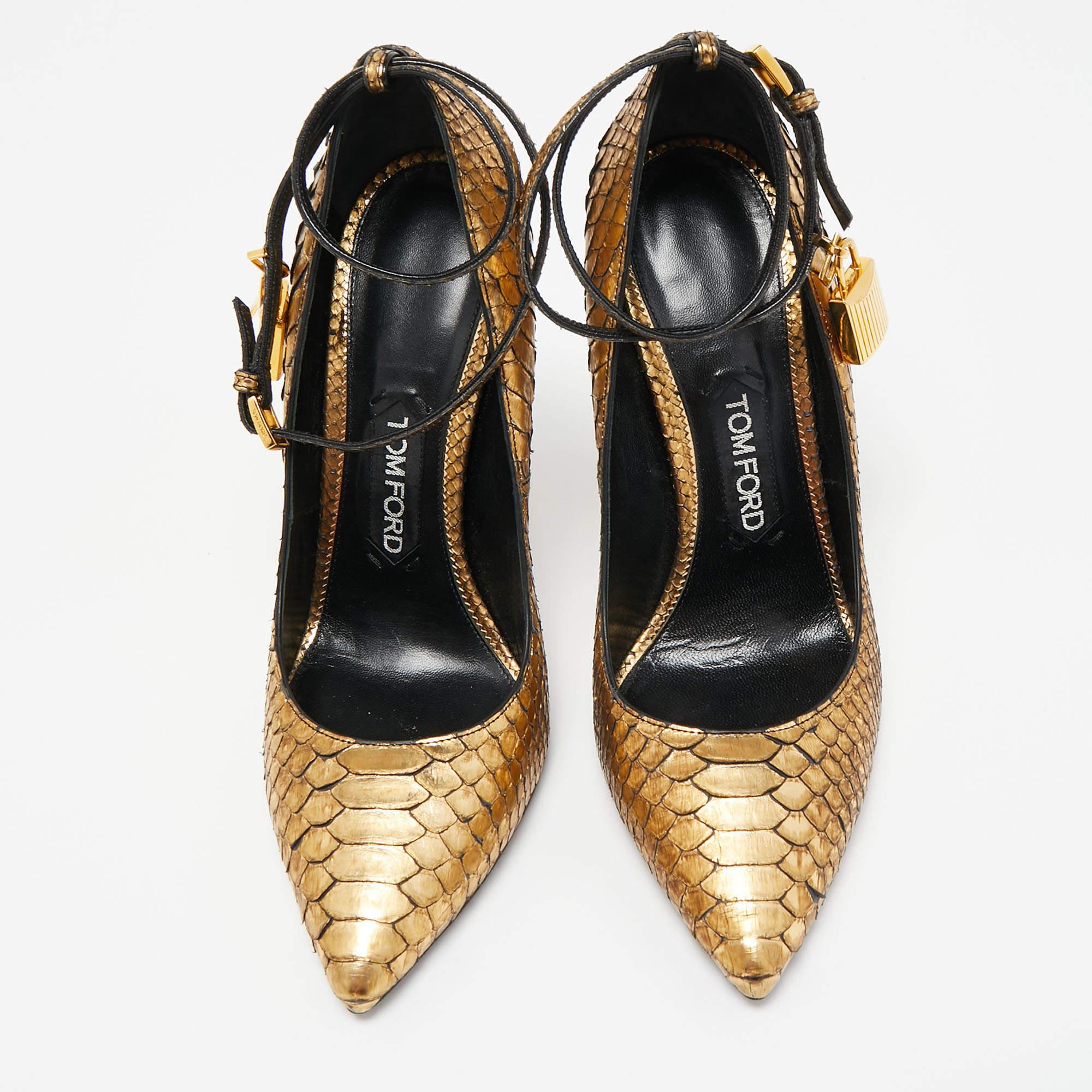Tom Ford Gold Python Padlock Ankle Strap Pumps Size 39.5 In Good Condition In Dubai, Al Qouz 2