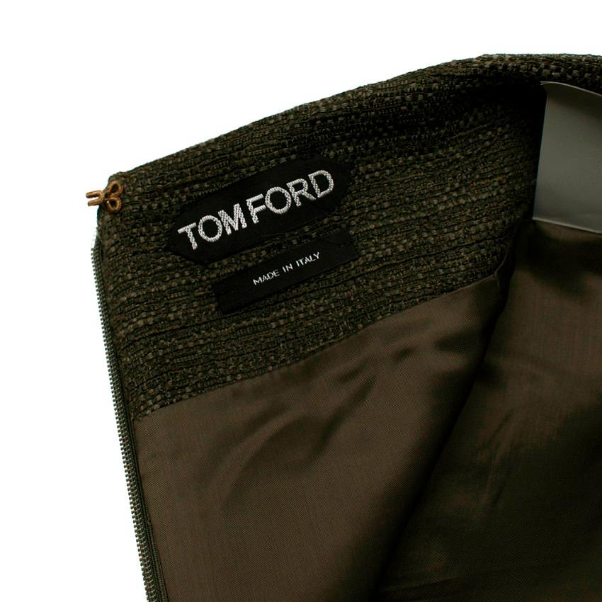 Tom Ford Green Tweed Skirt Suit with Snake Embossed Pockets - Size US 4 For Sale 1