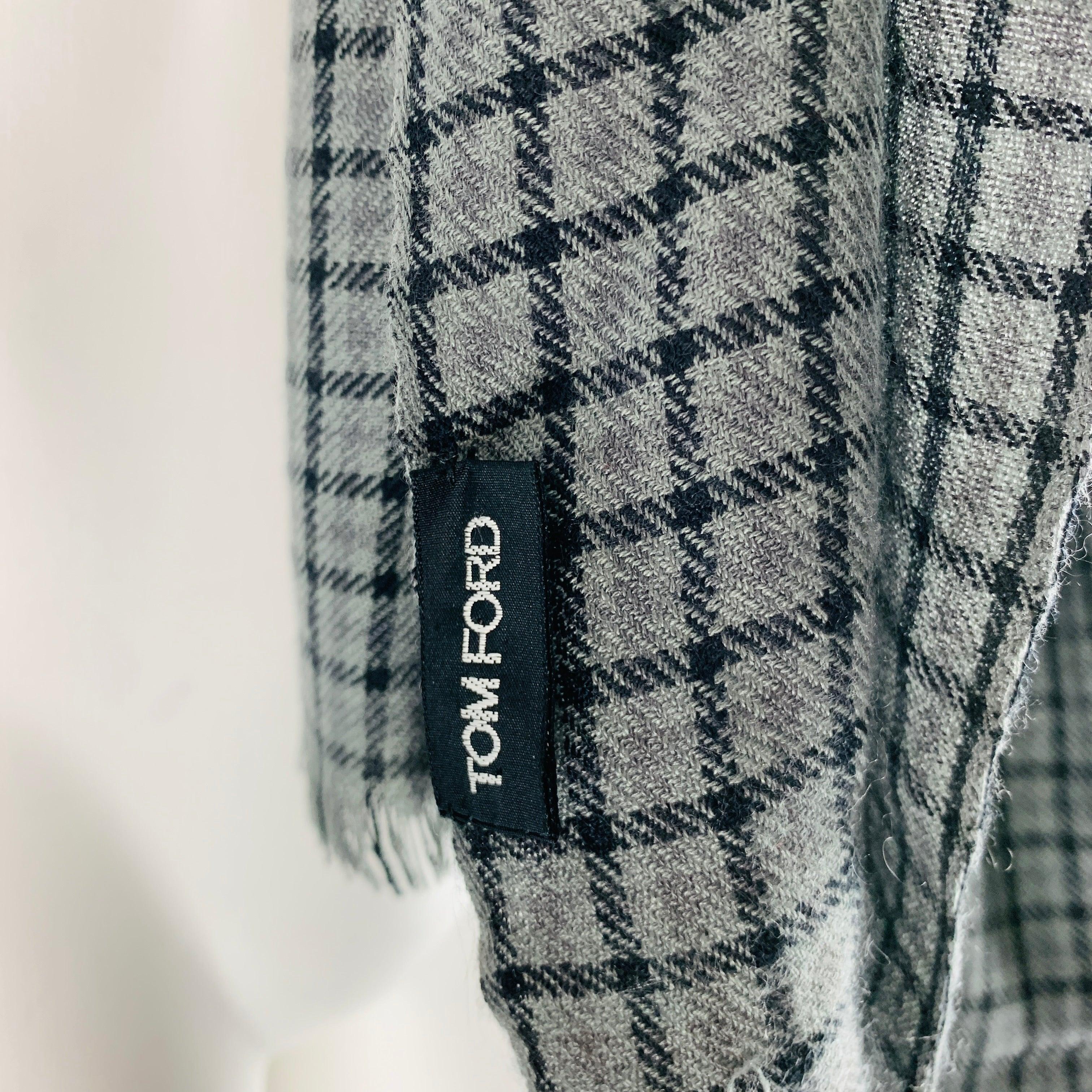 Men's TOM FORD Grey Black Checkered Woven Scarf For Sale