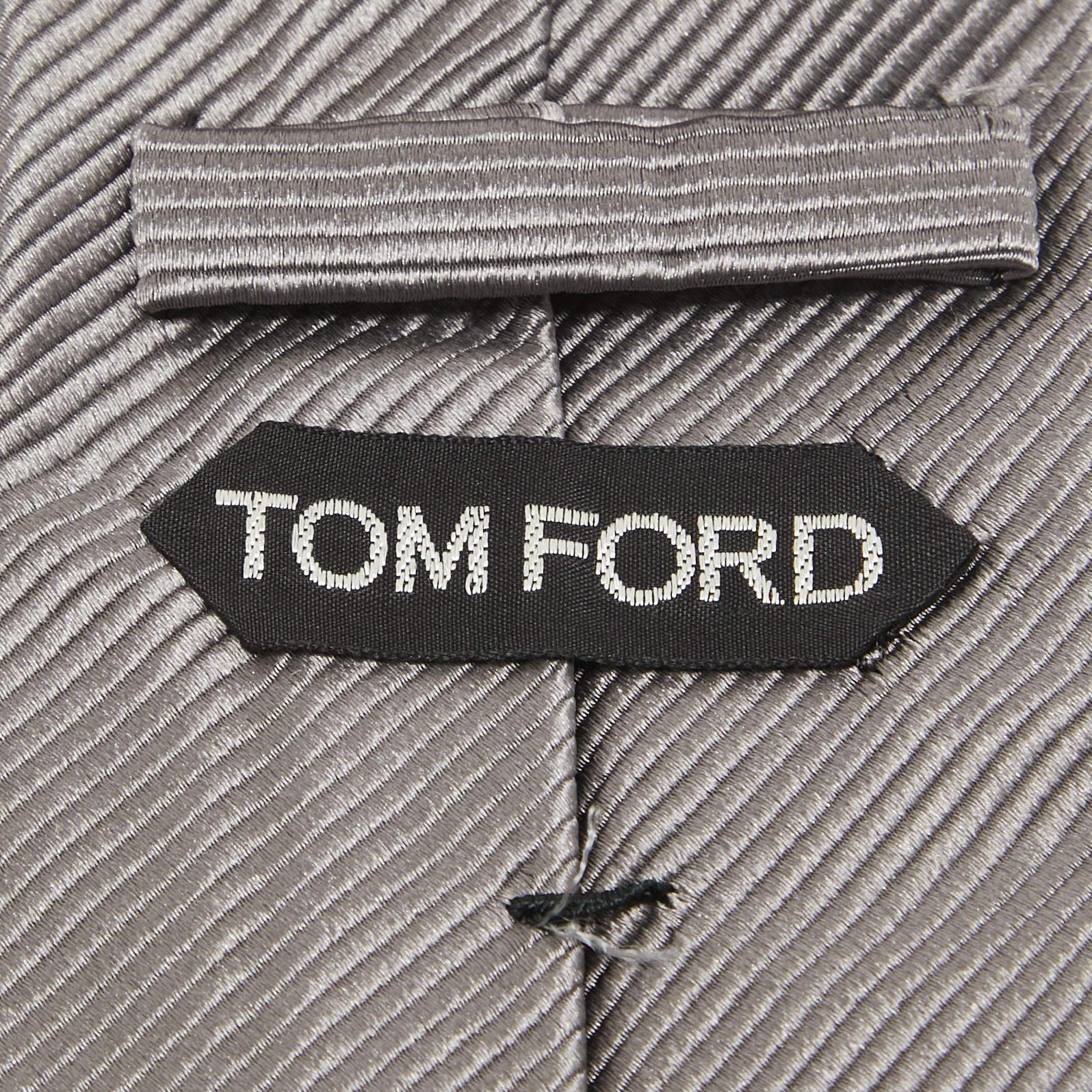 Gray Tom Ford Grey Diagonal Striped Silk Tie For Sale