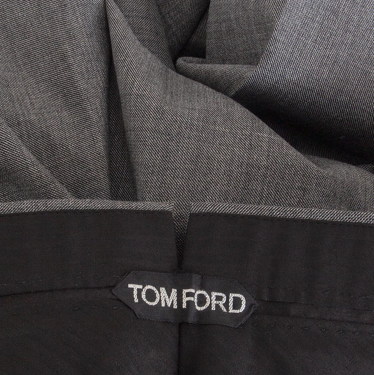 TOM FORD grey wool blend HIGH-WAISTED SLIM Pants XS In Excellent Condition For Sale In Zürich, CH