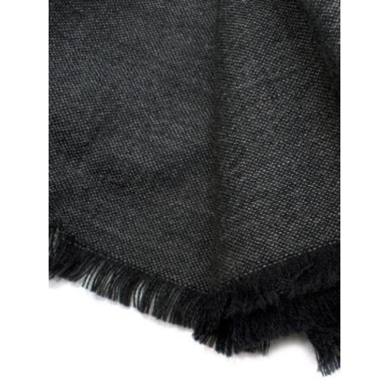 Tom Ford Grey Wool, Cashmere & Silk Scarf 205x80cm For Sale 2