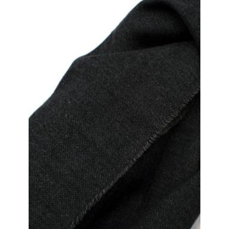 Tom Ford Grey Wool, Cashmere & Silk Scarf 205x80cm For Sale 4