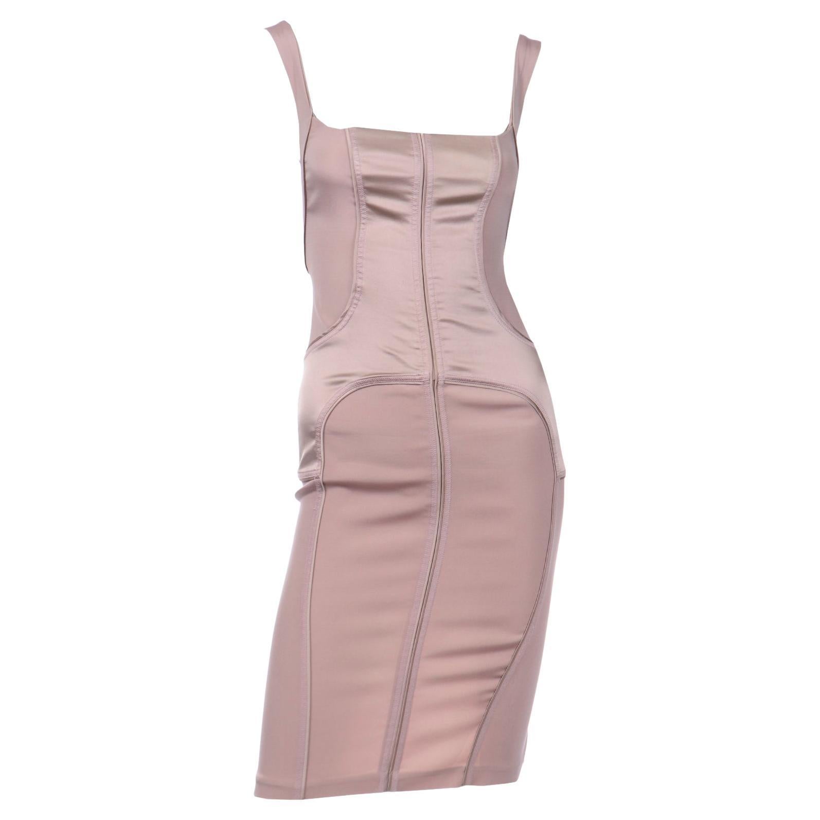 Tom Ford Gucci 2003 Bodycon Muted Stretch Silk Fitted Evening Dress For Sale