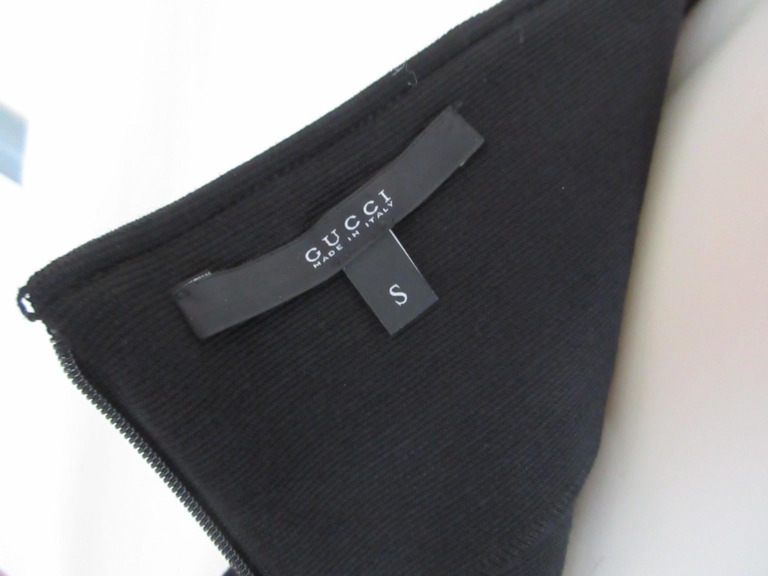  Tom Ford pour Gucci - Robe noire avec ceinture en forme de mors doré Unisexe 