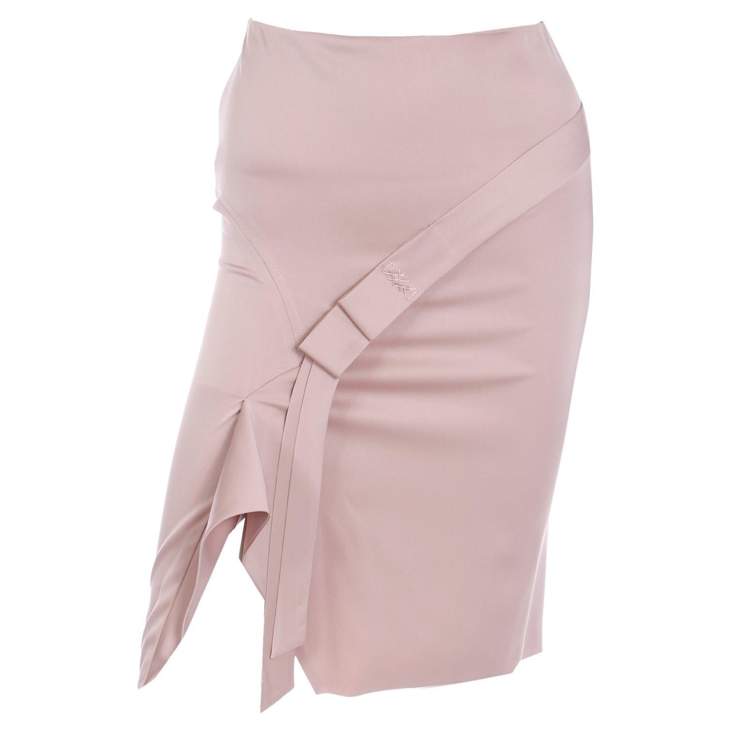 Tom Ford Gucci Y2K 2000s Asymmetrical Silk Skirt with Ribbon Detail For Sale