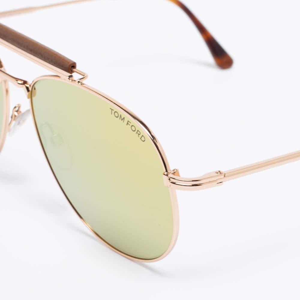 Embrace sunny days in full style with help from this pair of sunglasses by Tom Ford. Created with expertise the luxe sunglasses feature a well designed frame and high grade lenses that are equipped to protect your eyes.