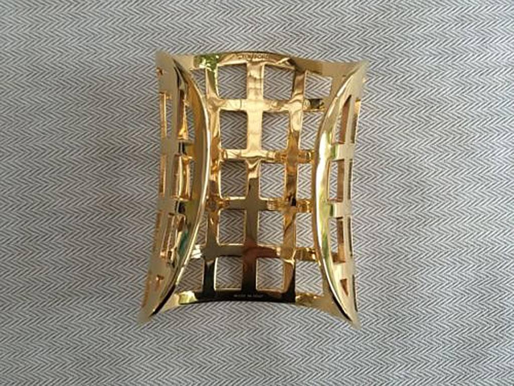 Tom Ford Hi Fashion Gold Metal Cage Cuff Bracelet In New Condition In Los Angeles, CA