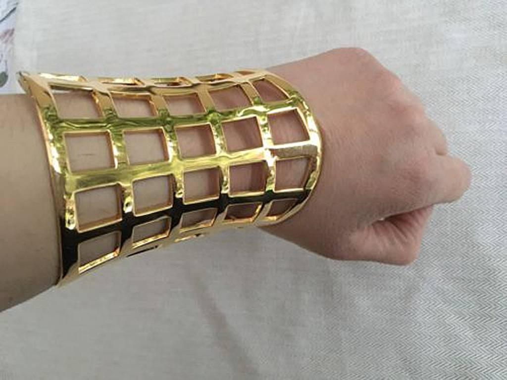 Tom Ford Hi Fashion Gold Metal Cage Cuff Bracelet 1